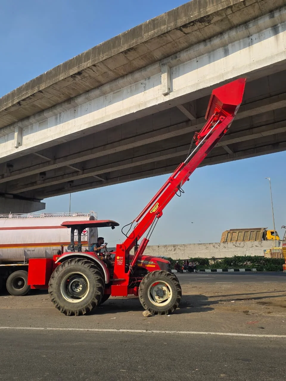 PREET TELESCOPIC LOADER 2.jpeg