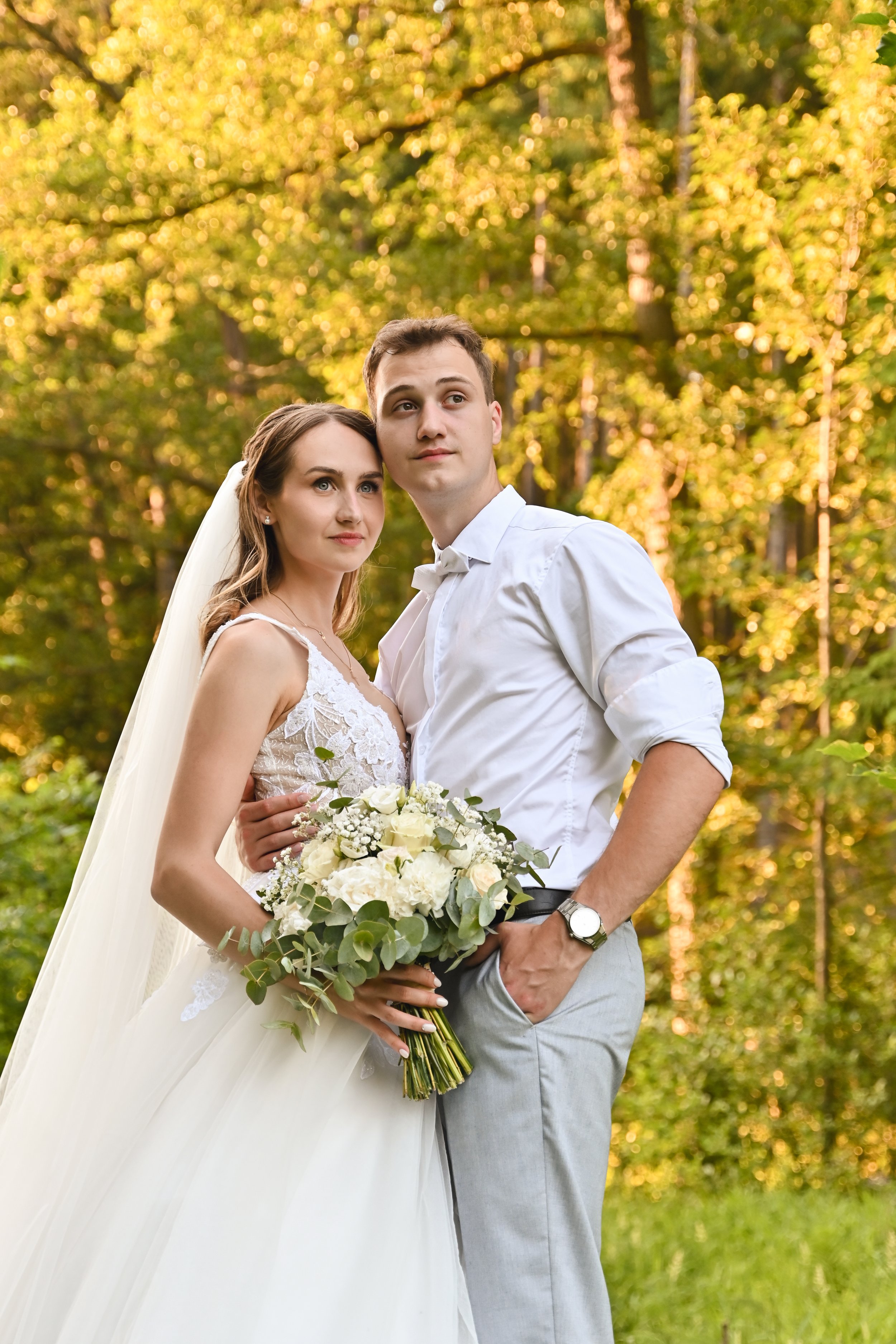 Peckův mlýn svatební focení zlatá hodinky