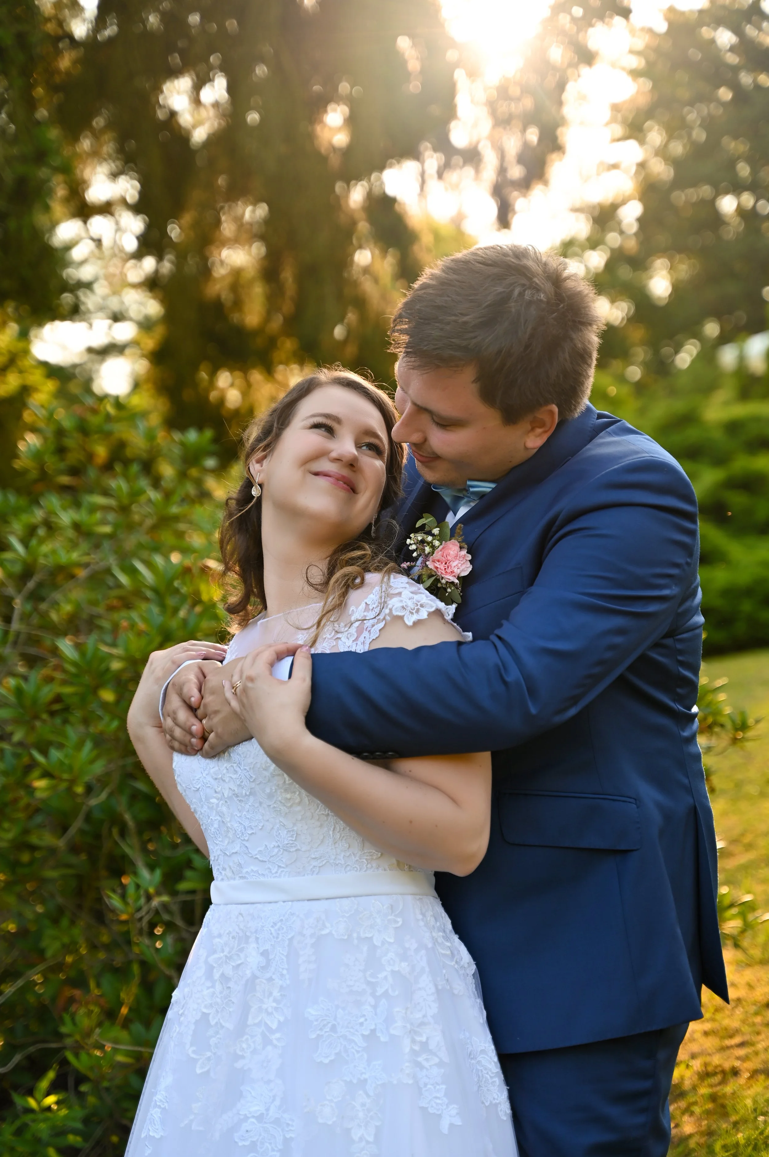 Svatební fotografie páru v Letohrádku Podjček – svatební fotograf Věra Lukešová