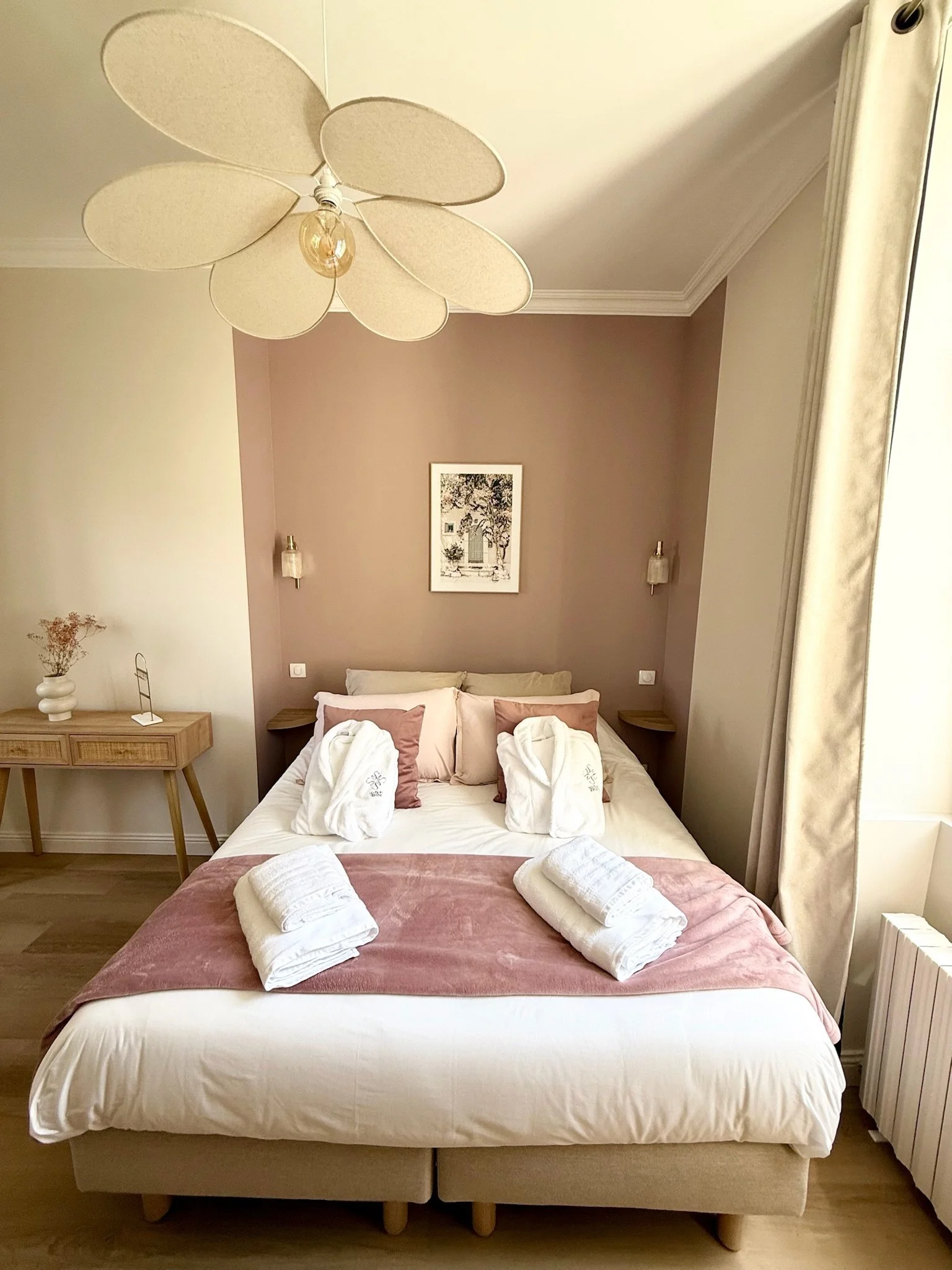 Maison Sereni - Les chambres - Chambre 3 - Premier étage - Tons vieux rose