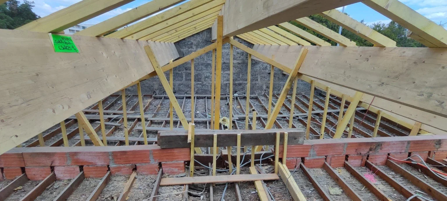 Travaux de charpente bois et rénovation de toiture réalisés en Gironde