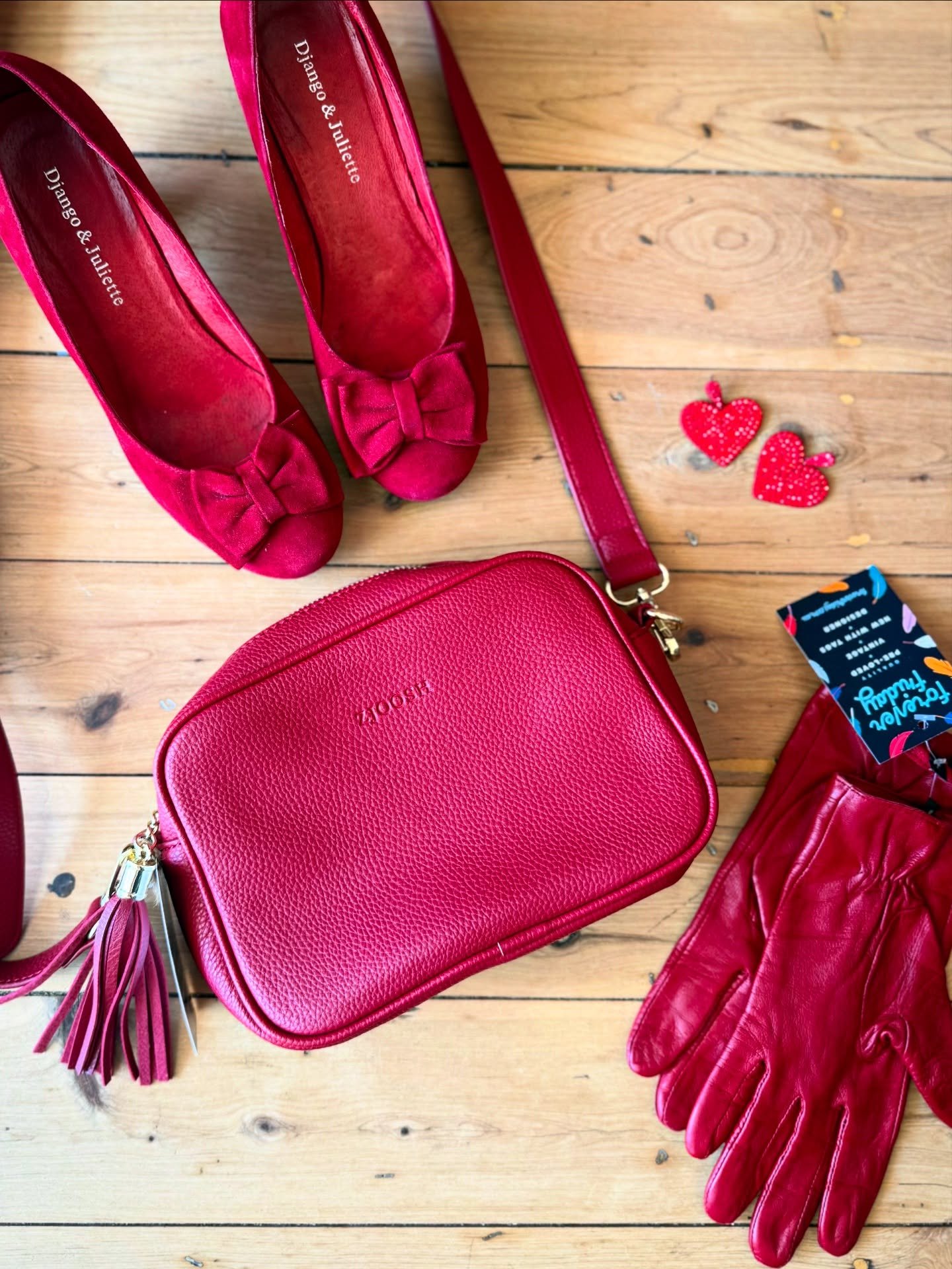 This year&rsquo;s hottest gift? Pre-loved!

Give something unique, timeless and full of character. One-of-a-kind pieces with quality you can feel, waiting for their next chapter. From vintage treasures to beautiful wardrobe must-haves, pre-loved gift