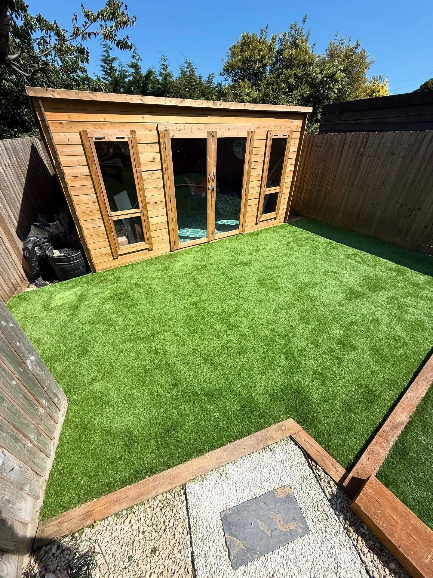 Artificial grass installed today 💚
We supply and fit only the top of the range grasses up to 40mm thickness and Pet friendly!
Spend more time enjoying your garden than worrying about maintaining it! Get in touch today for a FREE quote.
075269944