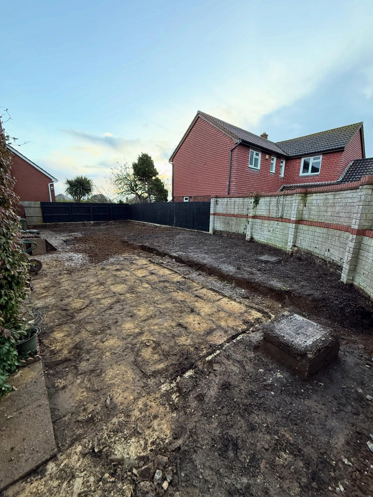 Phase 1 on our latest project with a big dig  out and clearance of over 40 tonne! 

Phase 2 lines drawn ready for a rendered wall preparation. An exciting project we can&rsquo;t wait to share more of..

All Lamdcape &amp; clearance work enquires plea