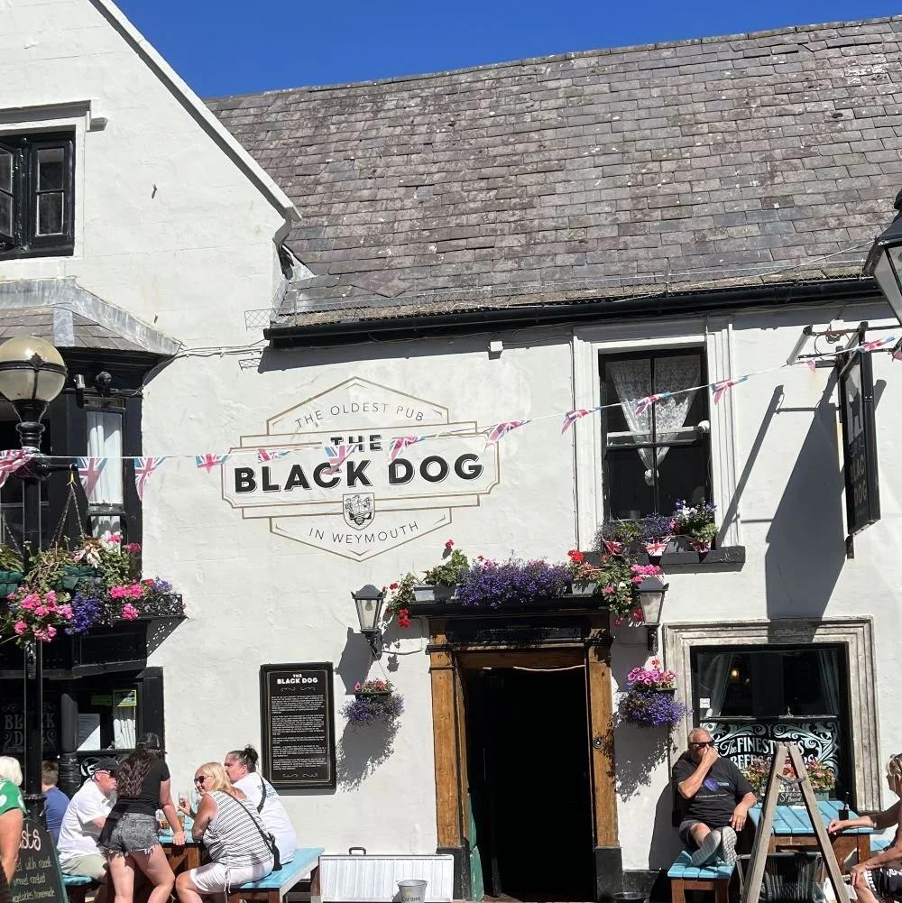 Black Dog - best live music pub in Weymouth