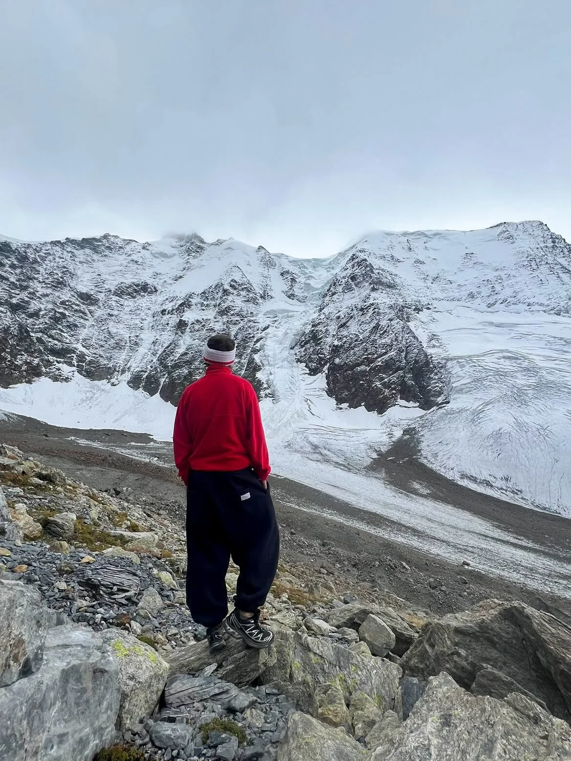 beany bums in the mountains 🗻
@ben_jackson19 showing they are perf for walking adventures in the snow