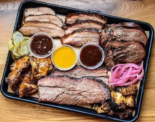 Ray Ray’s Hog Pit