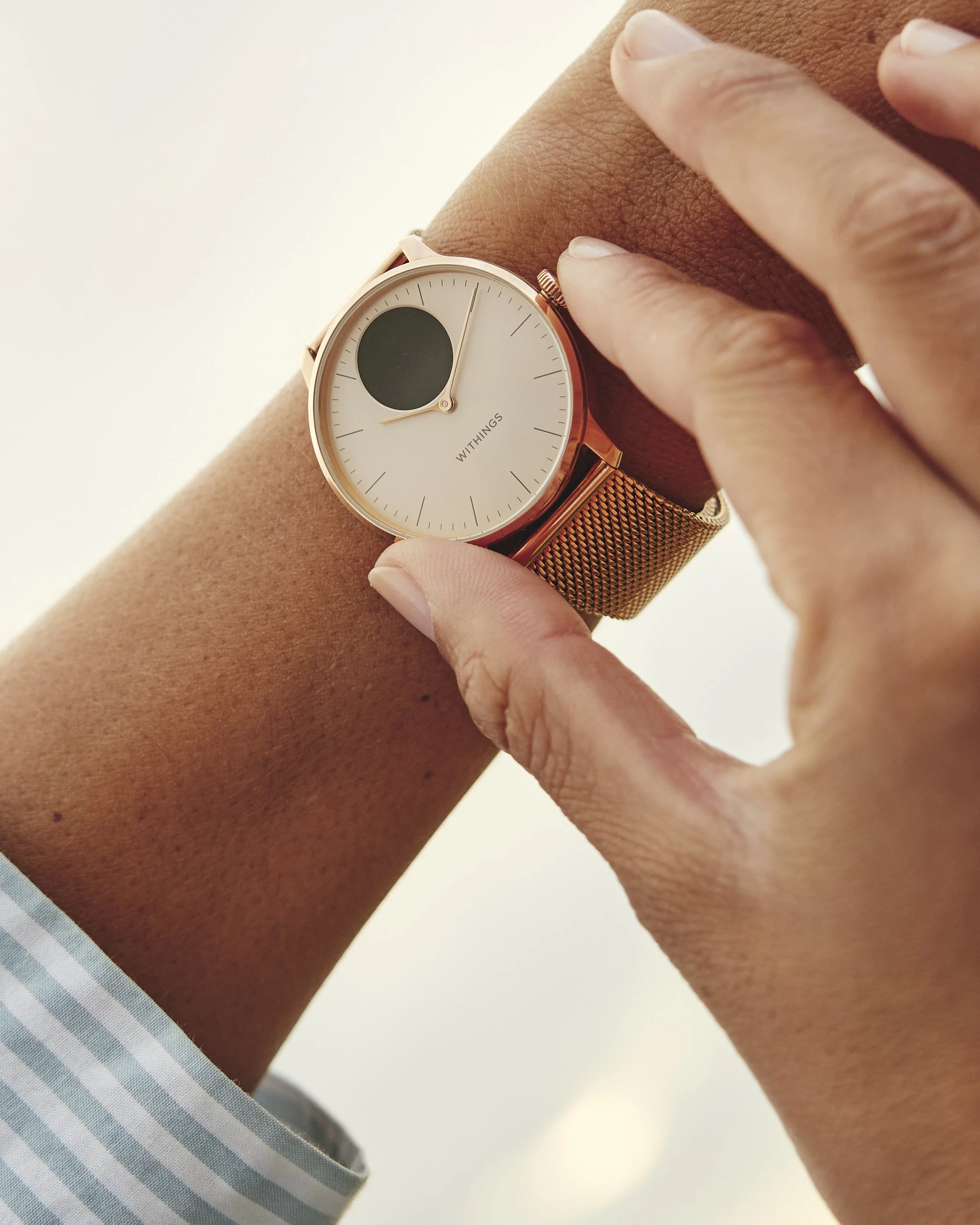 WITHINGS_2023_LIFESTYLE_LOUIS_BAMFORD_S2_MARION_SUNSET_056.jpg