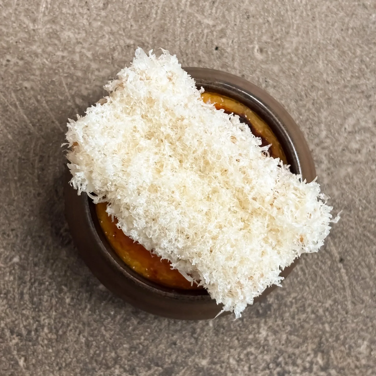 Our current cheese serving!
A &rdquo;brul&eacute;e&rdquo; of Kallholn, donuts filled with a jam of pine shoots &amp; plum. Grated Gulla on the top. 

Both the cheeses are from our friends Nicolina &amp; Bj&ouml;rn @hansjomejeri , made of cow&rsquo;s 