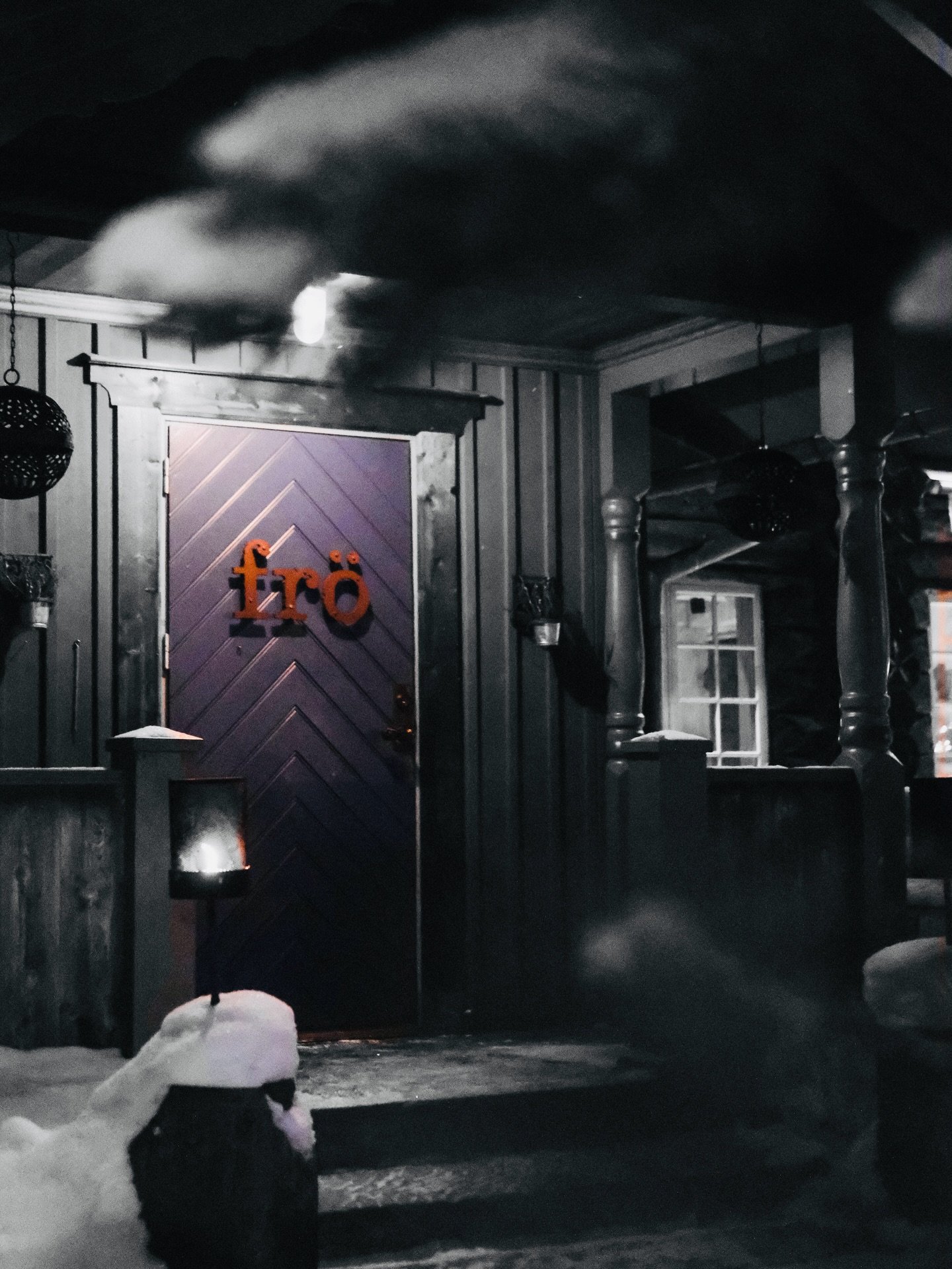 Sustainability is more than just a text on a website or menu to us. It is a choice we make every day.

It is prioritising the asset over demand.
It is adapting a dish according to what is available.
It is making the most of every ingredient. It is co