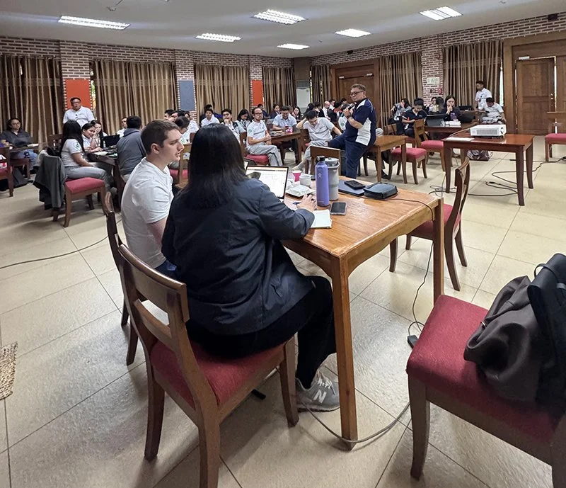 Les équipes de Semirara, PASI et Verosoft participent à une session gestion des actifs d'entreprise (EAM) sur site consacrée à TAG Mobi gestion des actifs d'entreprise (EAM) dans le cadre du déploiement de la solution au sein de l'entreprise.