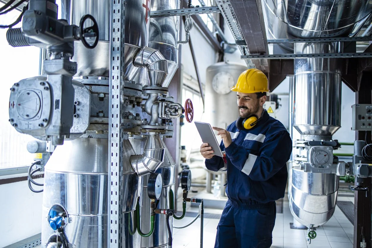 MTBF in der Instandhaltung: Wie man sie berechnet, nutzt und die Zuverlässigkeit von Anlagen verbessert