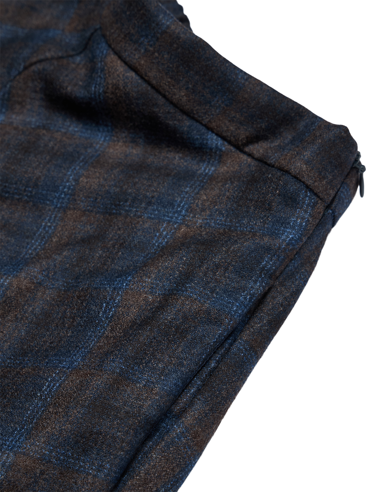 MAYA_SKIRT_CHECK_BLEU_DETAIL.png