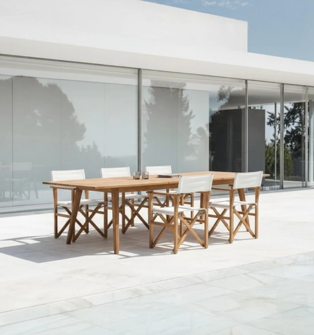 Inspire-se 

A inspira&ccedil;&atilde;o da cadeira
diretor veio do cinema, usadas pelos diretores nos sets e conhecidas por sustentar longas grava&ccedil;&otilde;es. E por esse motivo sempre foram sin&ocirc;nimos de ter muita ergonomia.
&bull; E para