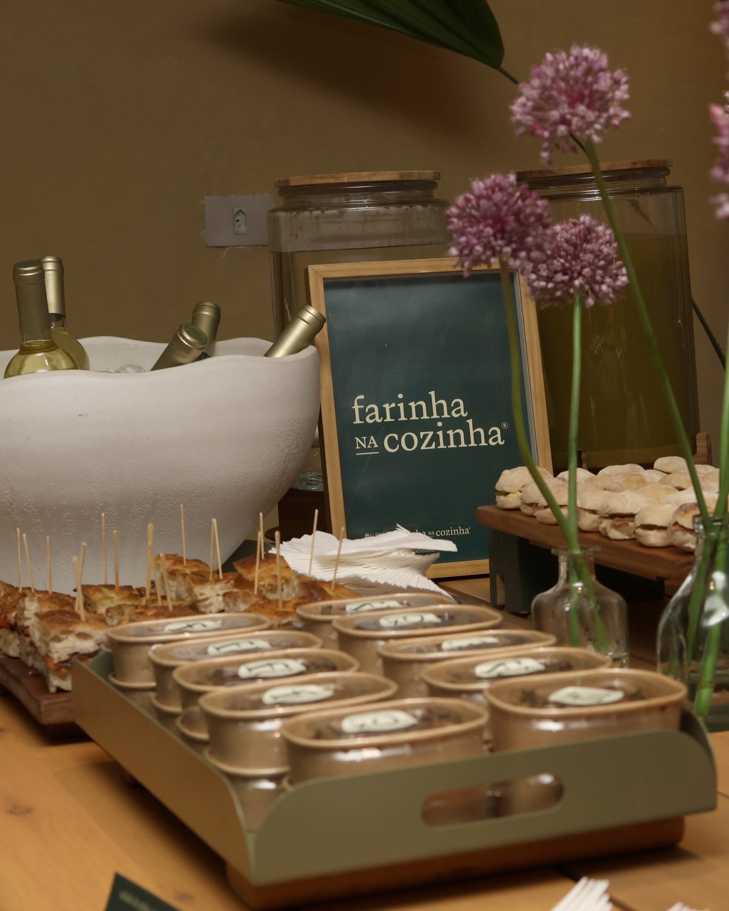 A inaugura&ccedil;&atilde;o da nova loja foi mais do que um evento. Foi um encontro entre pessoas que apreciam beleza, conforto e prop&oacute;sito.

Rever esses registros nos lembra do quanto &eacute; especial criar ambientes onde o design conecta, a