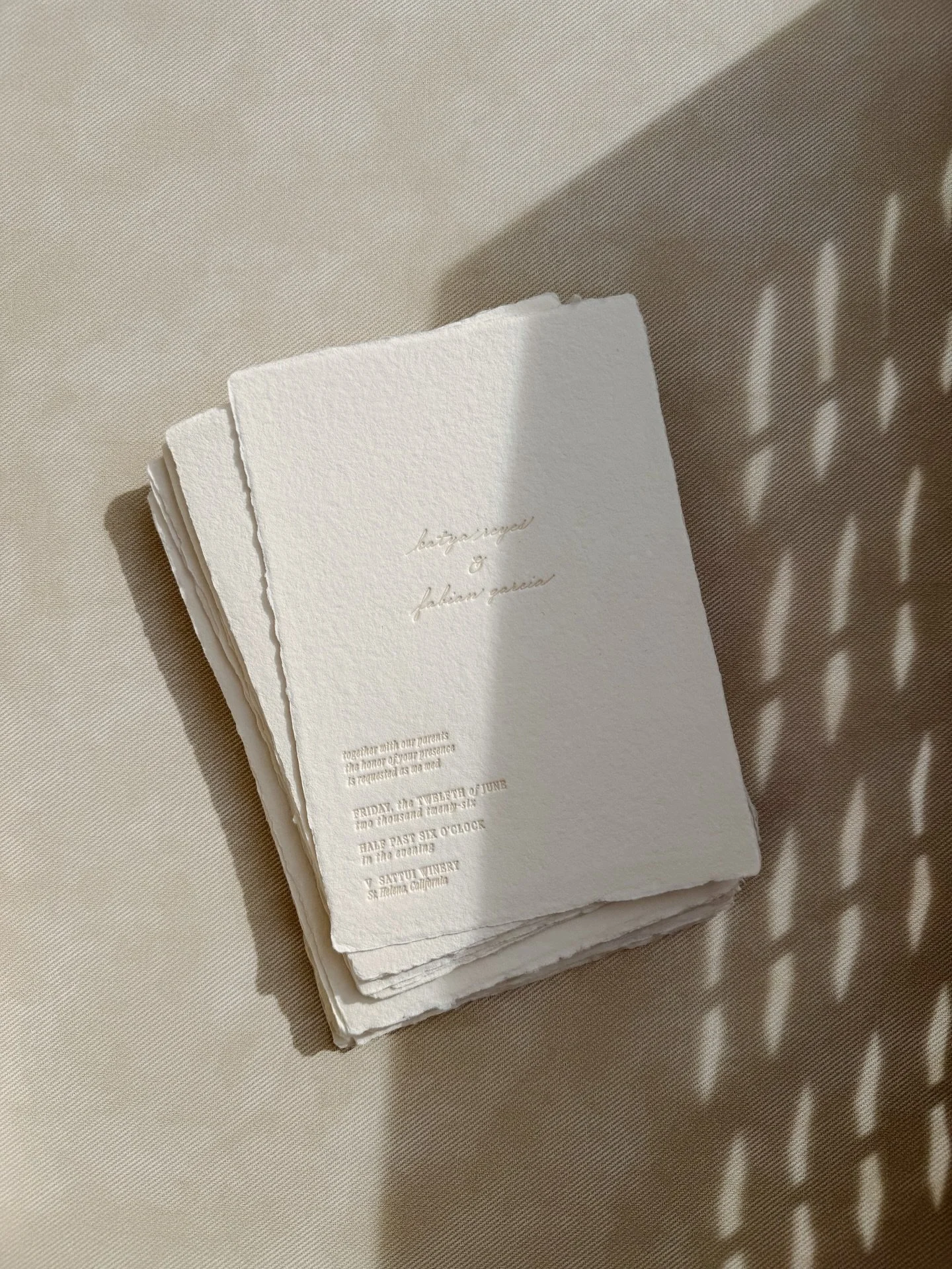 When the bride says to let the paper be the main character 🫡

For @_rhythmevents and @katya__reyes 🤍

Tags:
handmade paper, wedding invitations, custom stationery, luxury wedding invitations, california weddings, bay area weddings