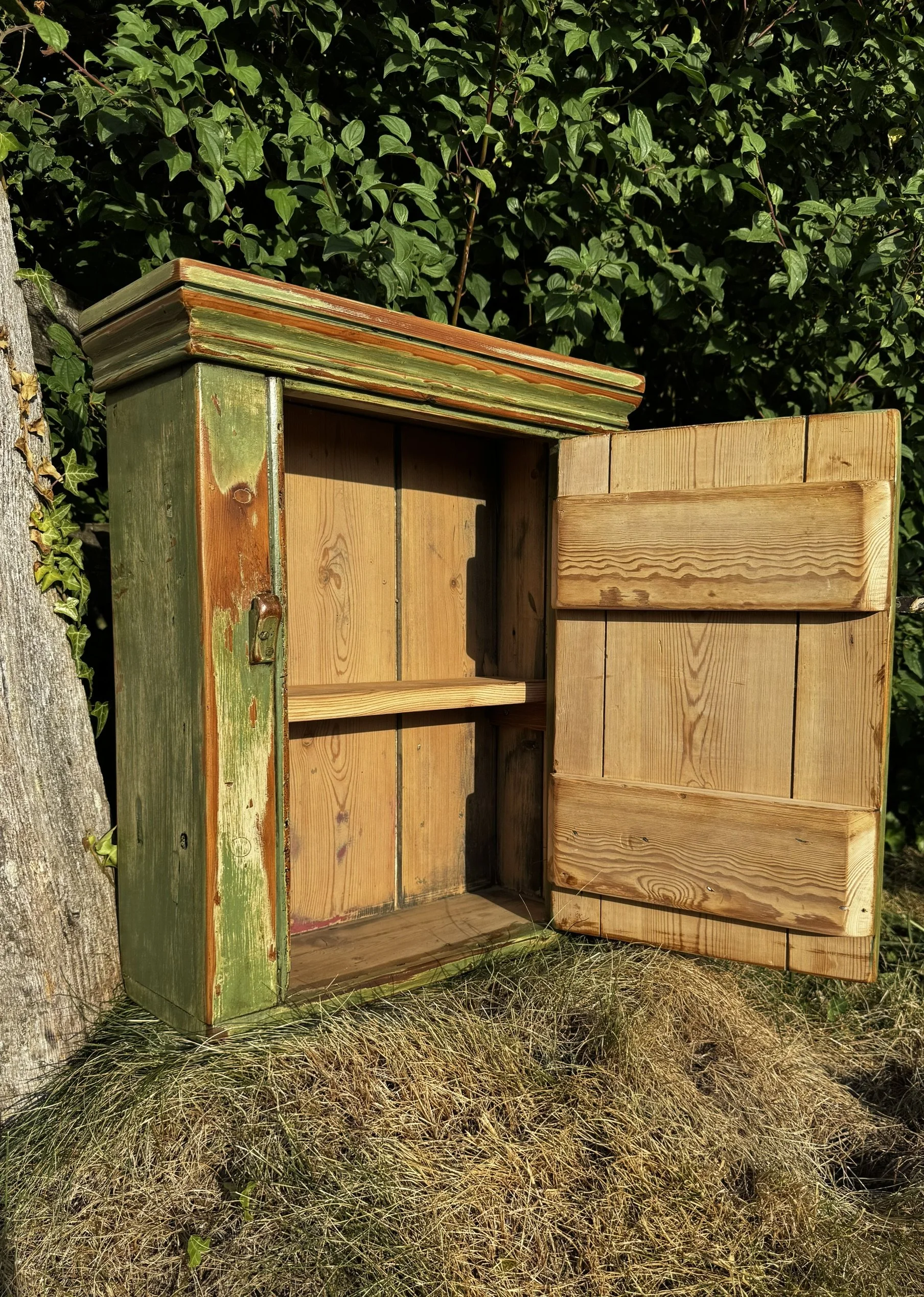 Pine Cupboard - Green painted 2.jpeg