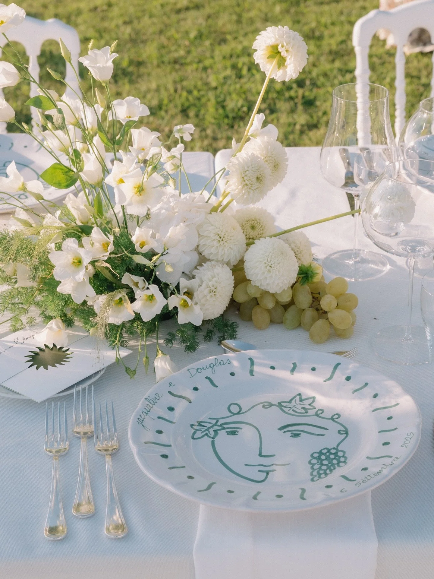 The story behind these custom plates for J&amp;D&rsquo;s wedding&hellip;  Plate design by @casa.chivi