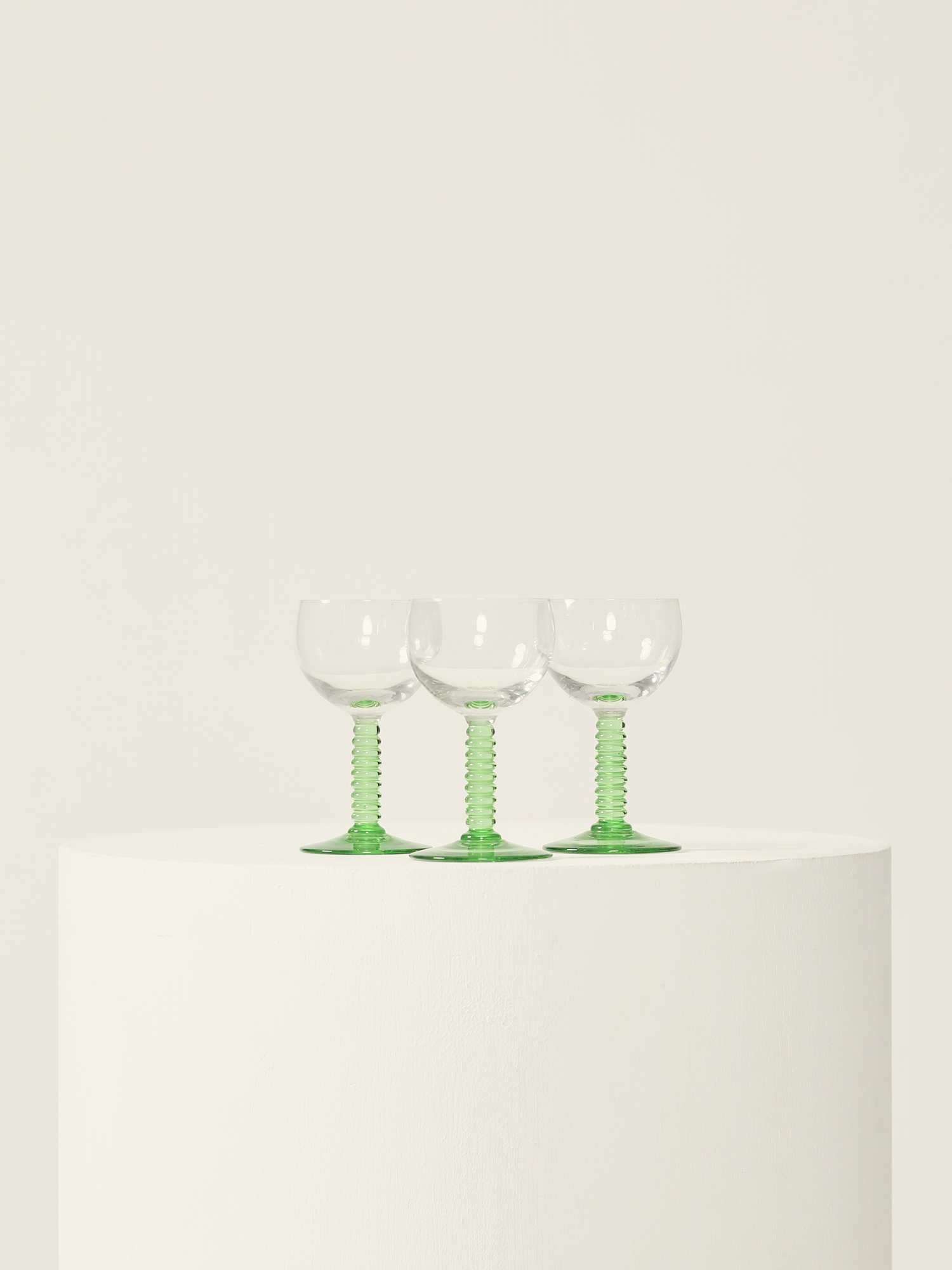 SM153 Coloured Glasses