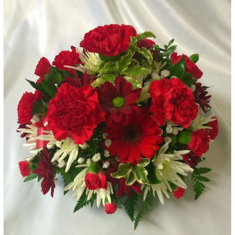 Posy - Red and White Remembrance