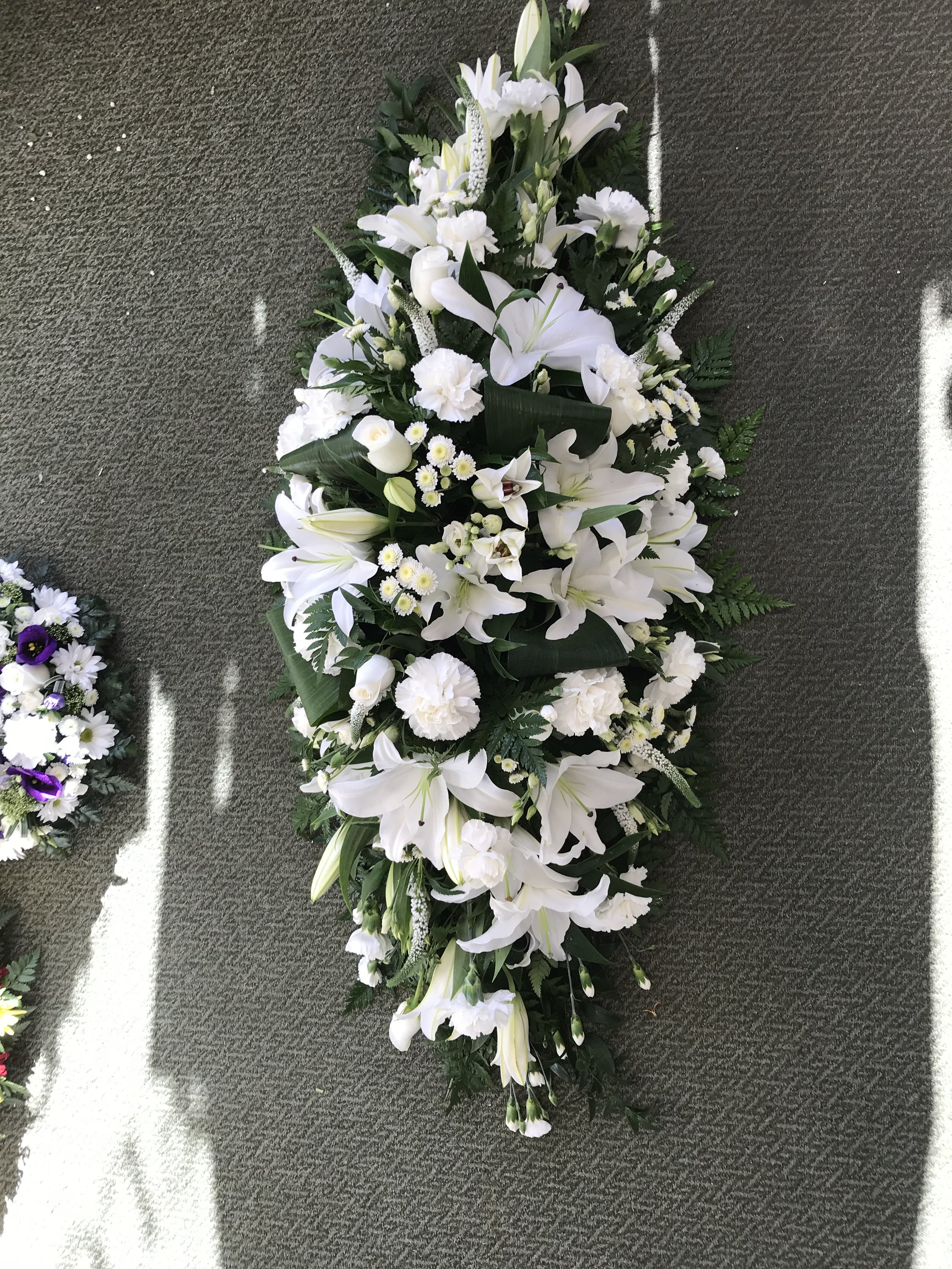 Coffin Spray - White