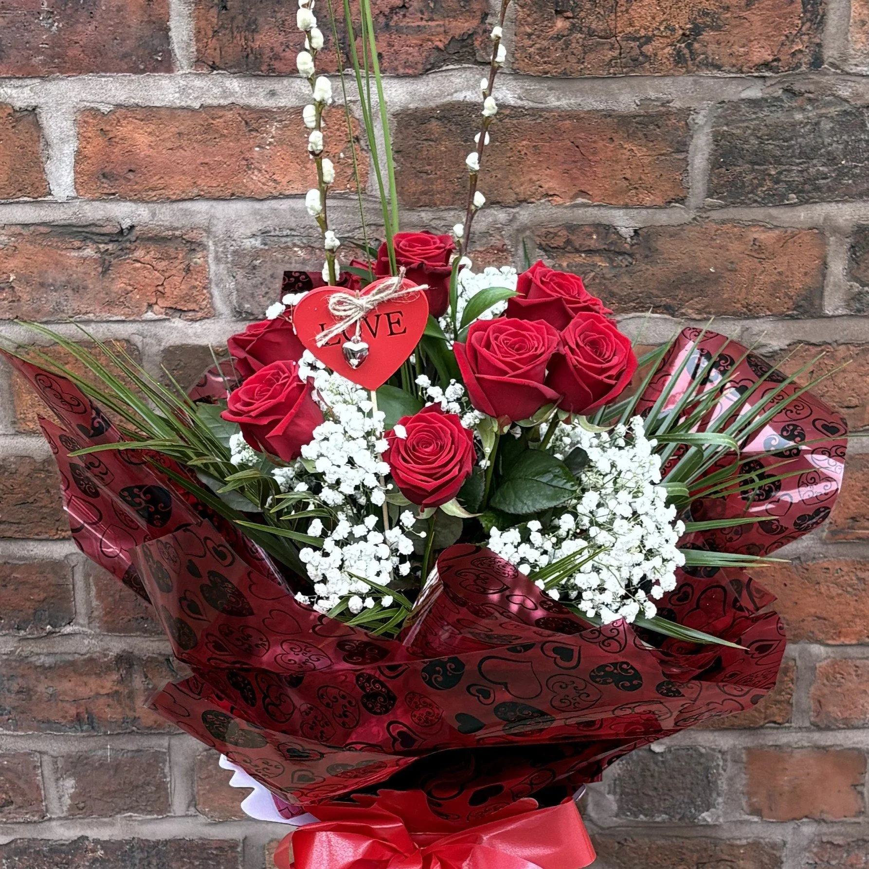 1x1 Valentines - 12xRed Rose Aqua Pack ZOOMED.jpg