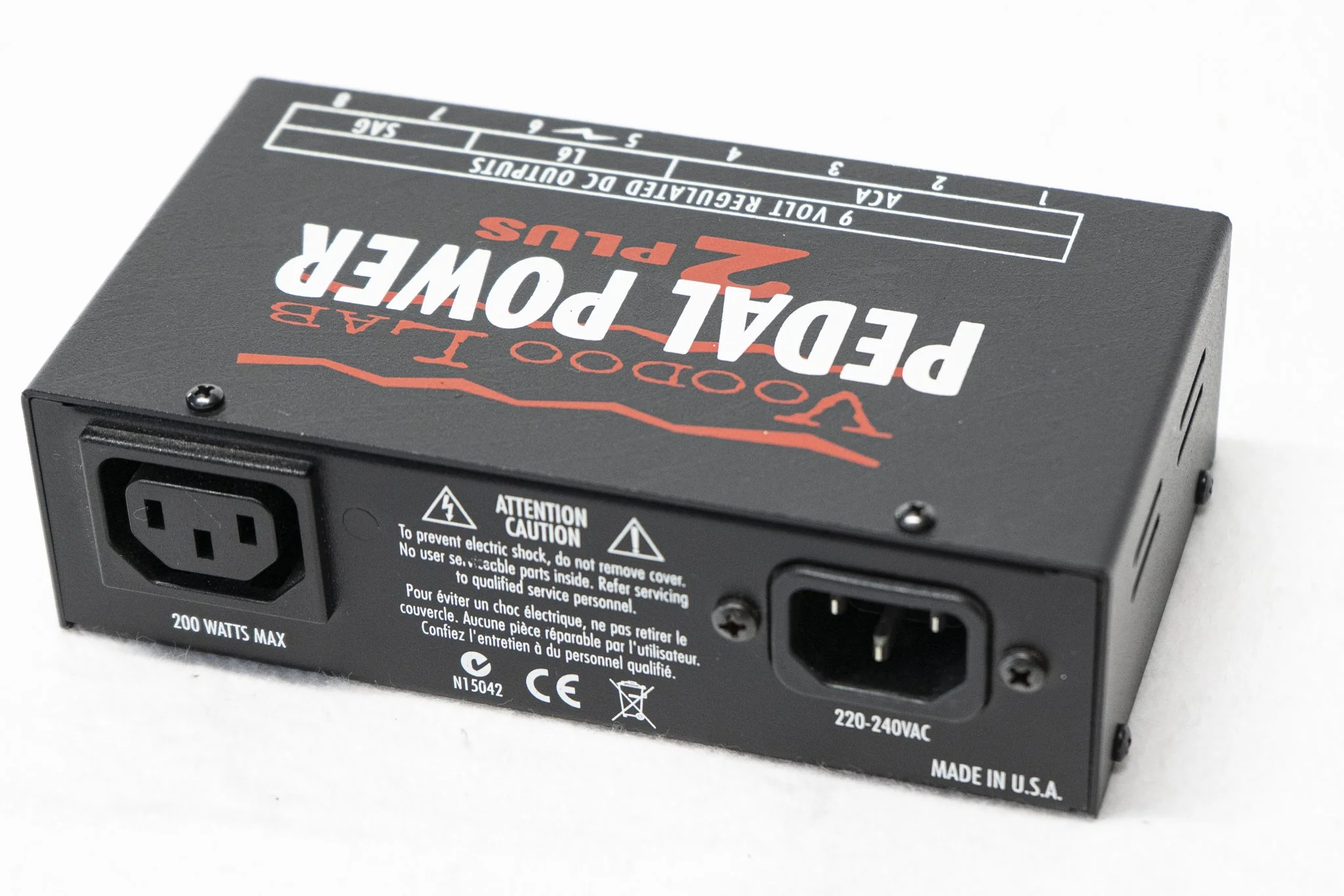 Voodoo Lab Pedal Power 2Plus_DSC6196.jpg