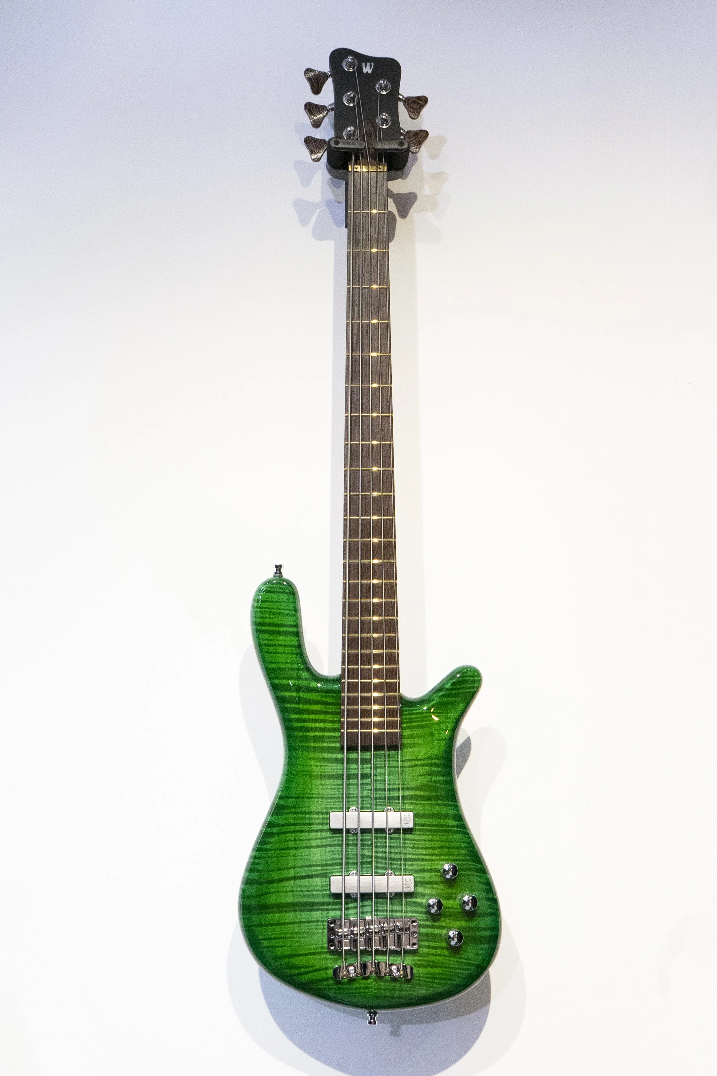 [06] Warwick Masterbuilt Streamer LX, 5-String - Emeraude Green Transparent High Polish