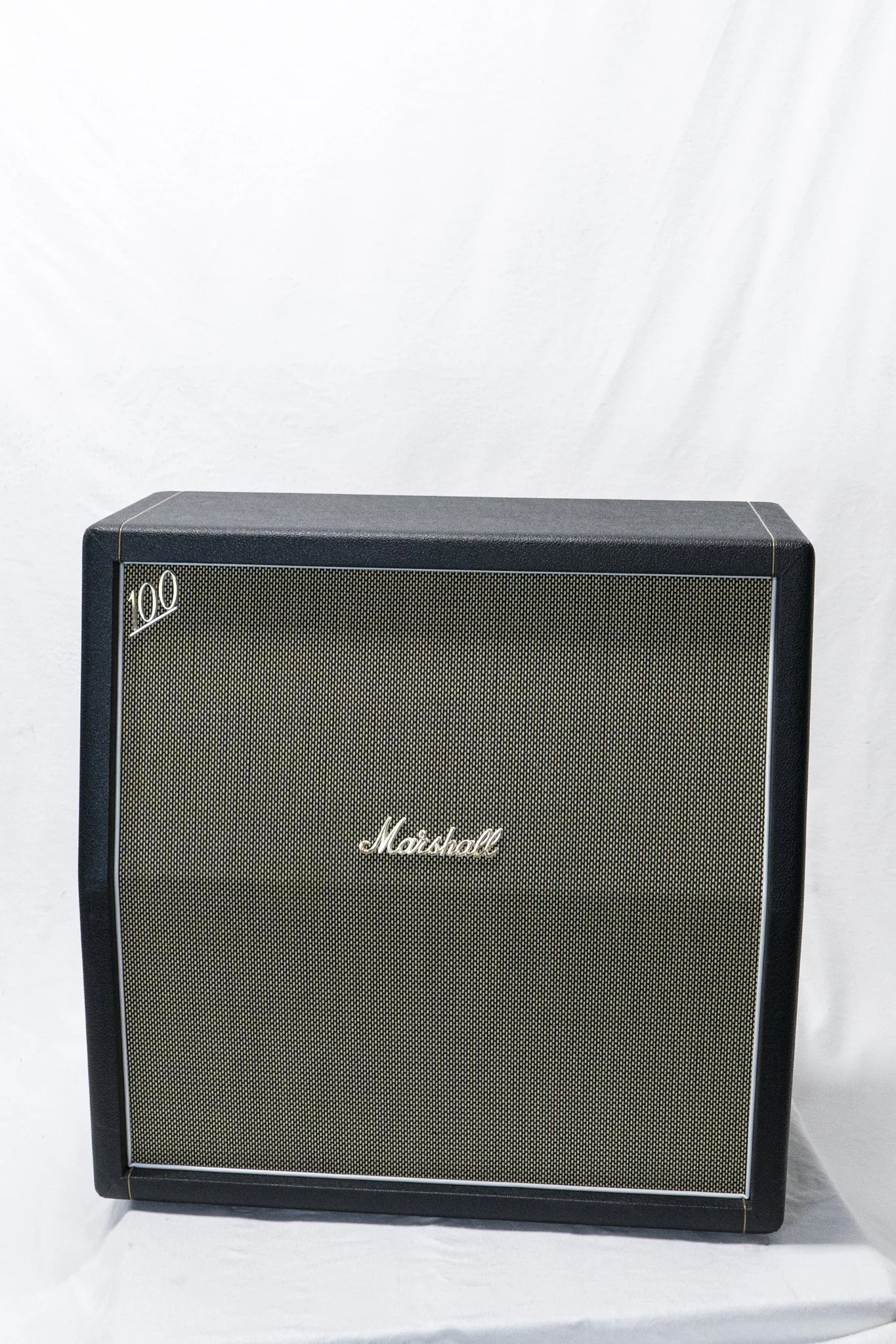 09 Marshall 1960AHW 120W RMS Lead 4x12 16Ohms M-2022-18-0315-0_DSC6358.jpg