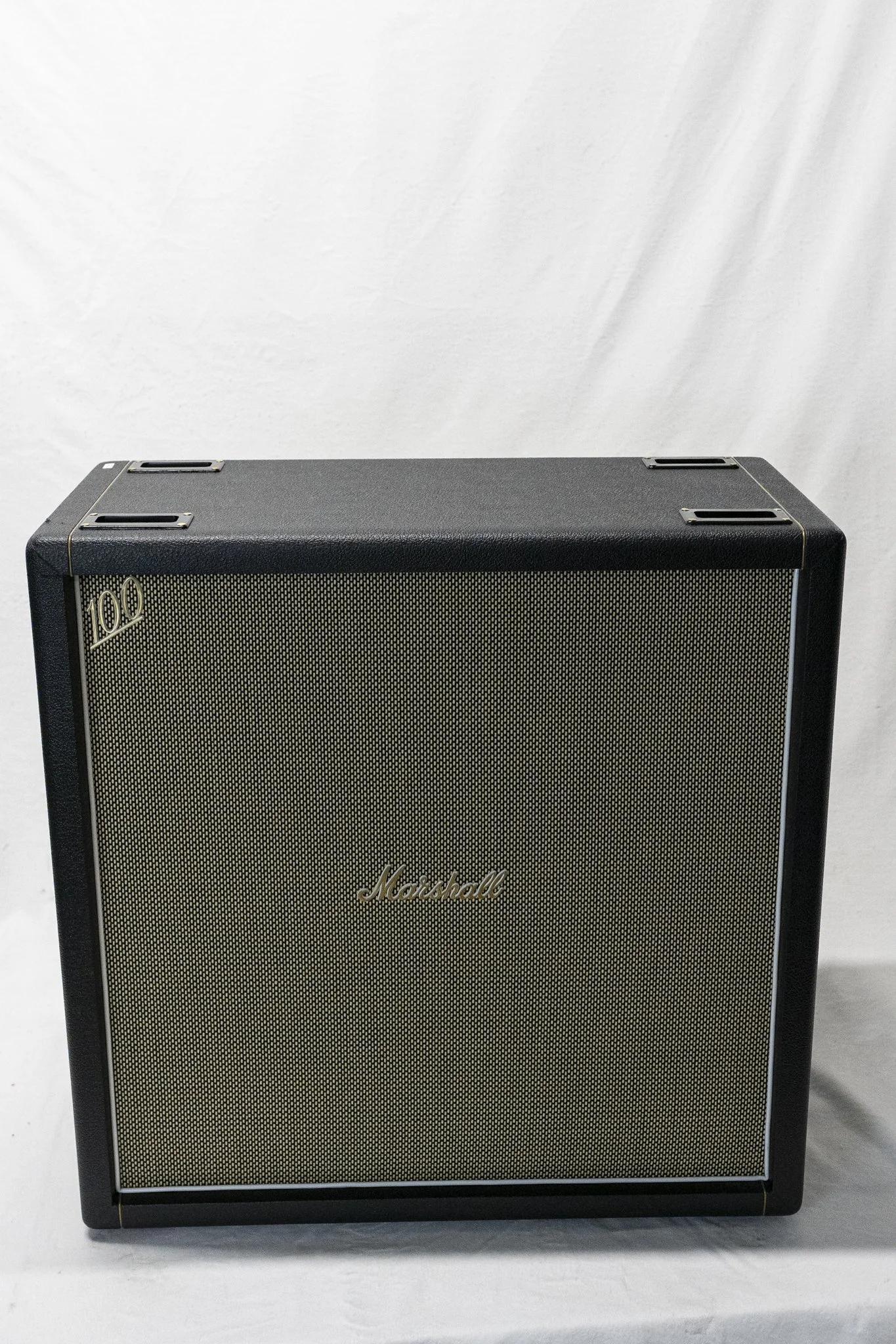10 Marshall Model 1960 BHW M-2022-18-0000-02_DSC6394.jpg
