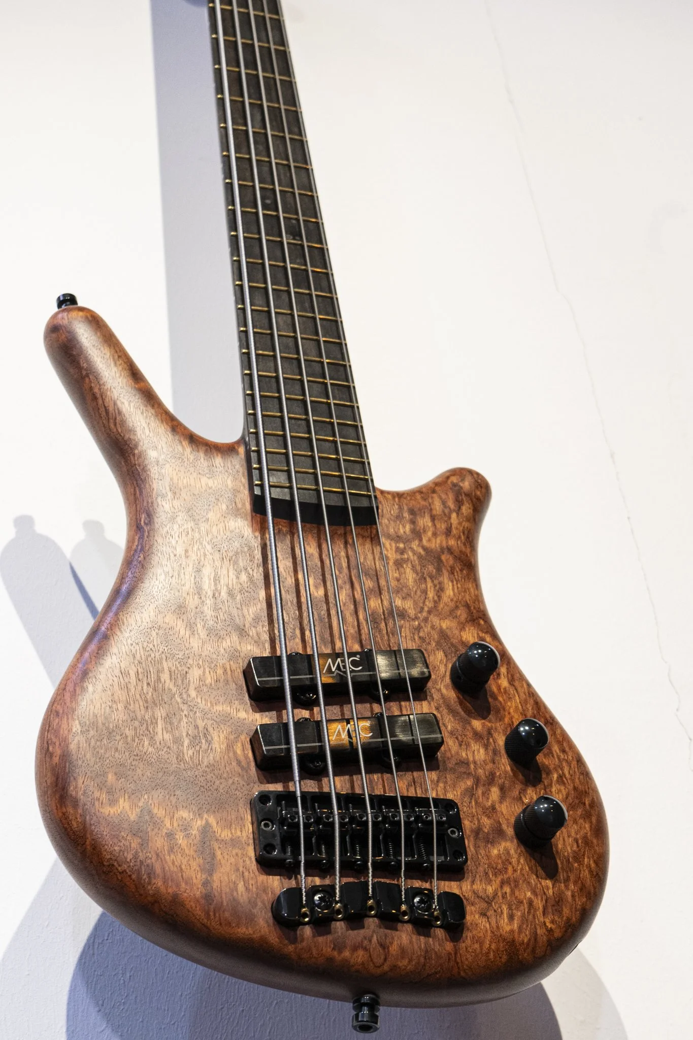 Small- Masterbuilt Thumb NT 5 String K 1639 13 22-4.jpg
