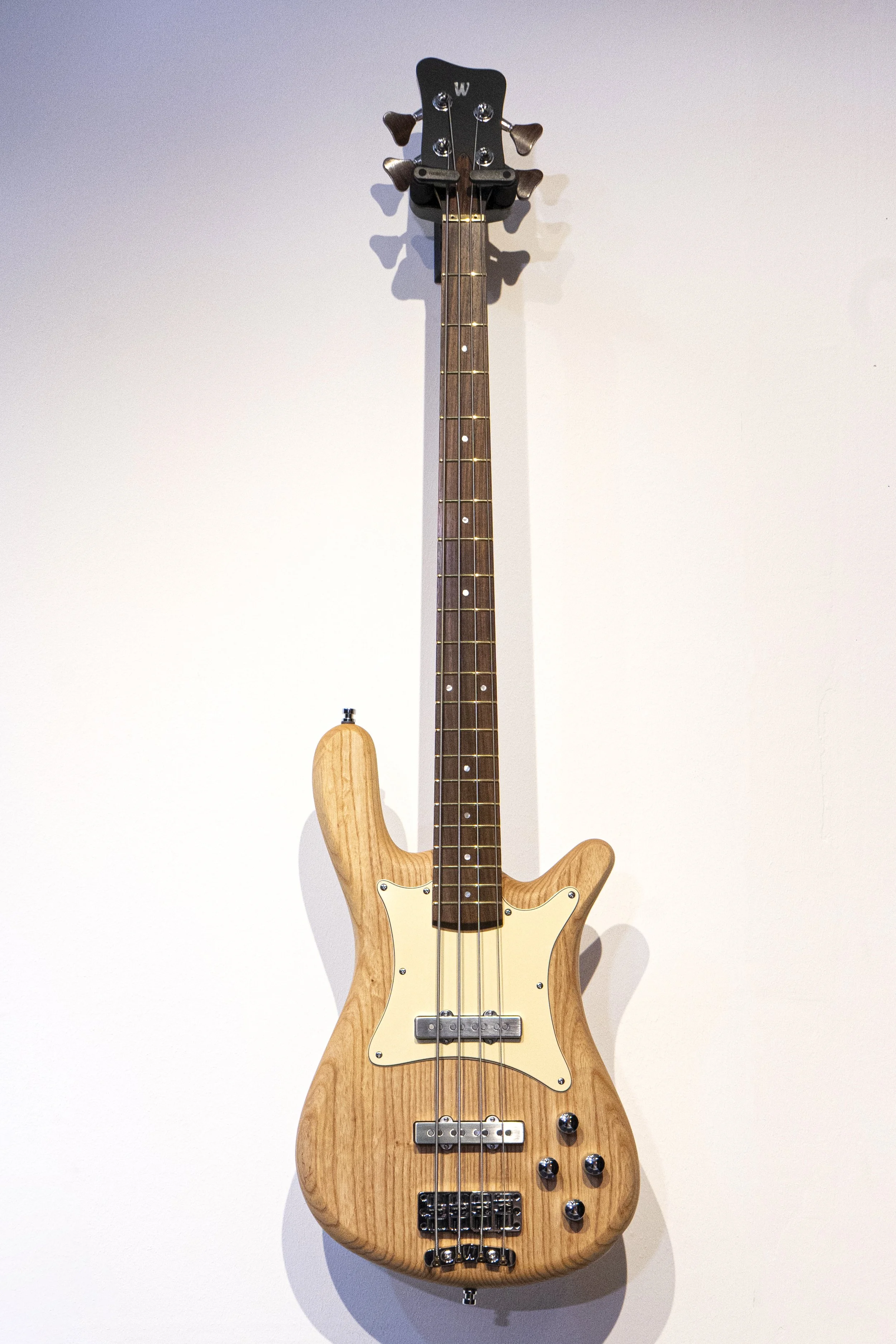 [10] Warwick Masterbuilt Streamer CV, 4-String - Natural Oil Finish