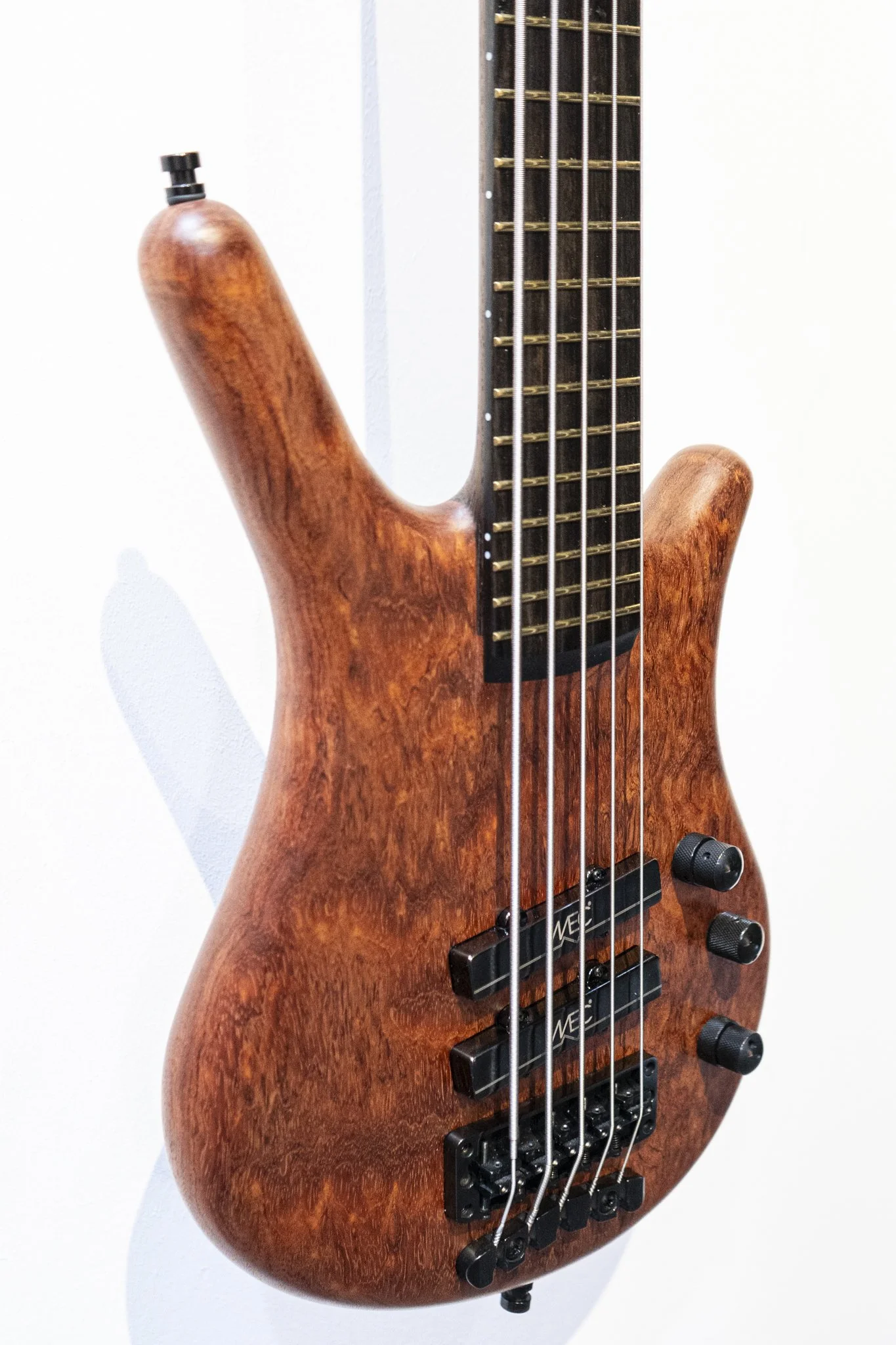 Small- Masterbuilt Thumb NT 5 String K 1639 13 22-11.jpg