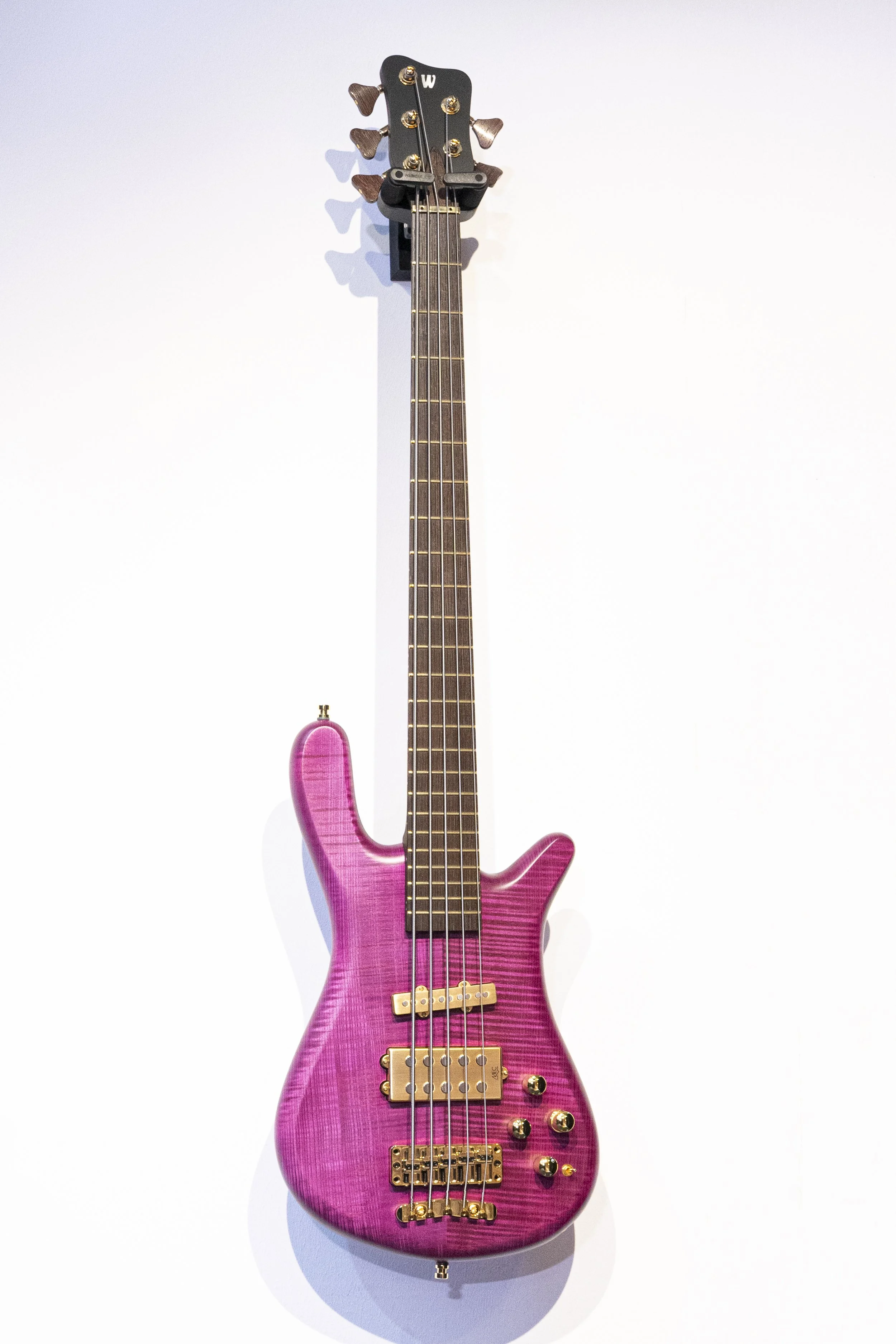 [12] Warwick Masterbuilt Streamer Jazzman, 5-String - French Violet Transparent Satin