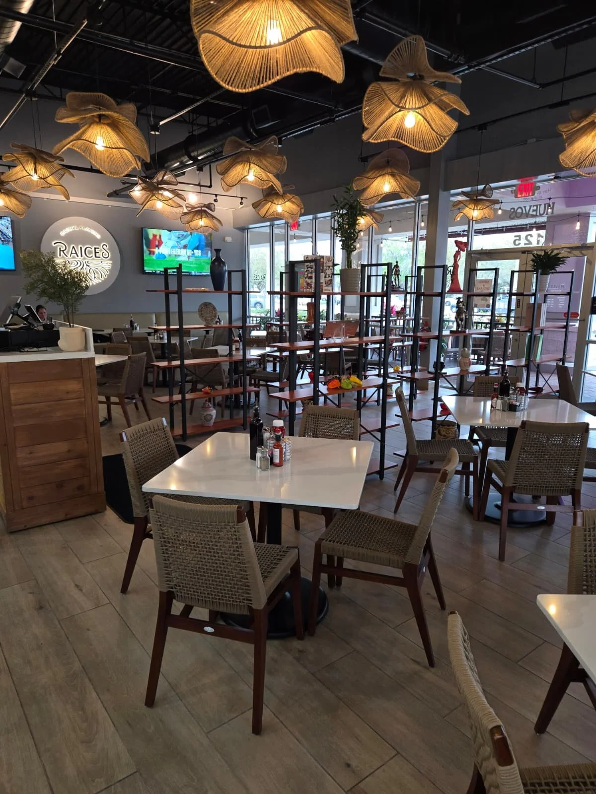 Raices Casual Flavors