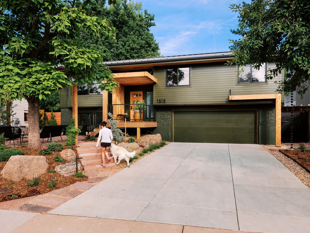 How to Buy Land &amp; Build Your Custom Home: A Step-By-Step Guide