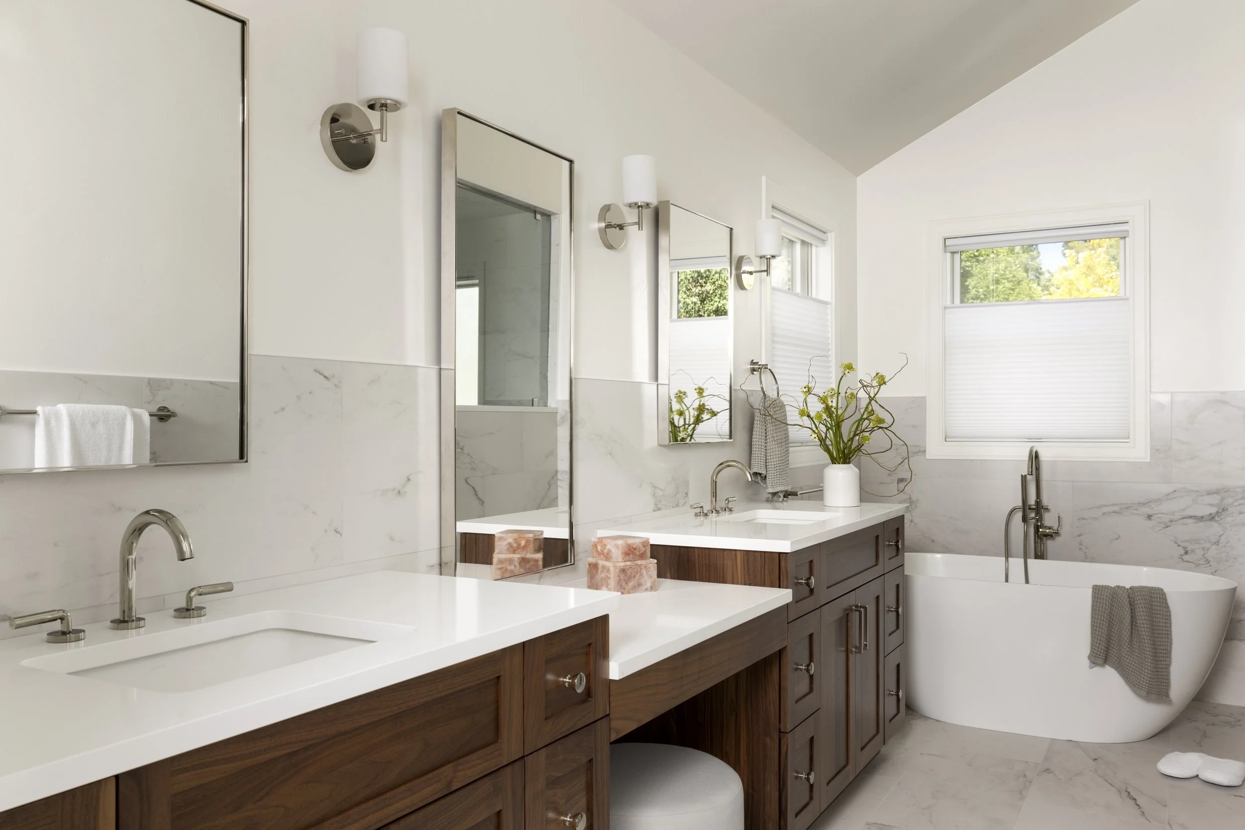 Cedar bathroom wide.jpg