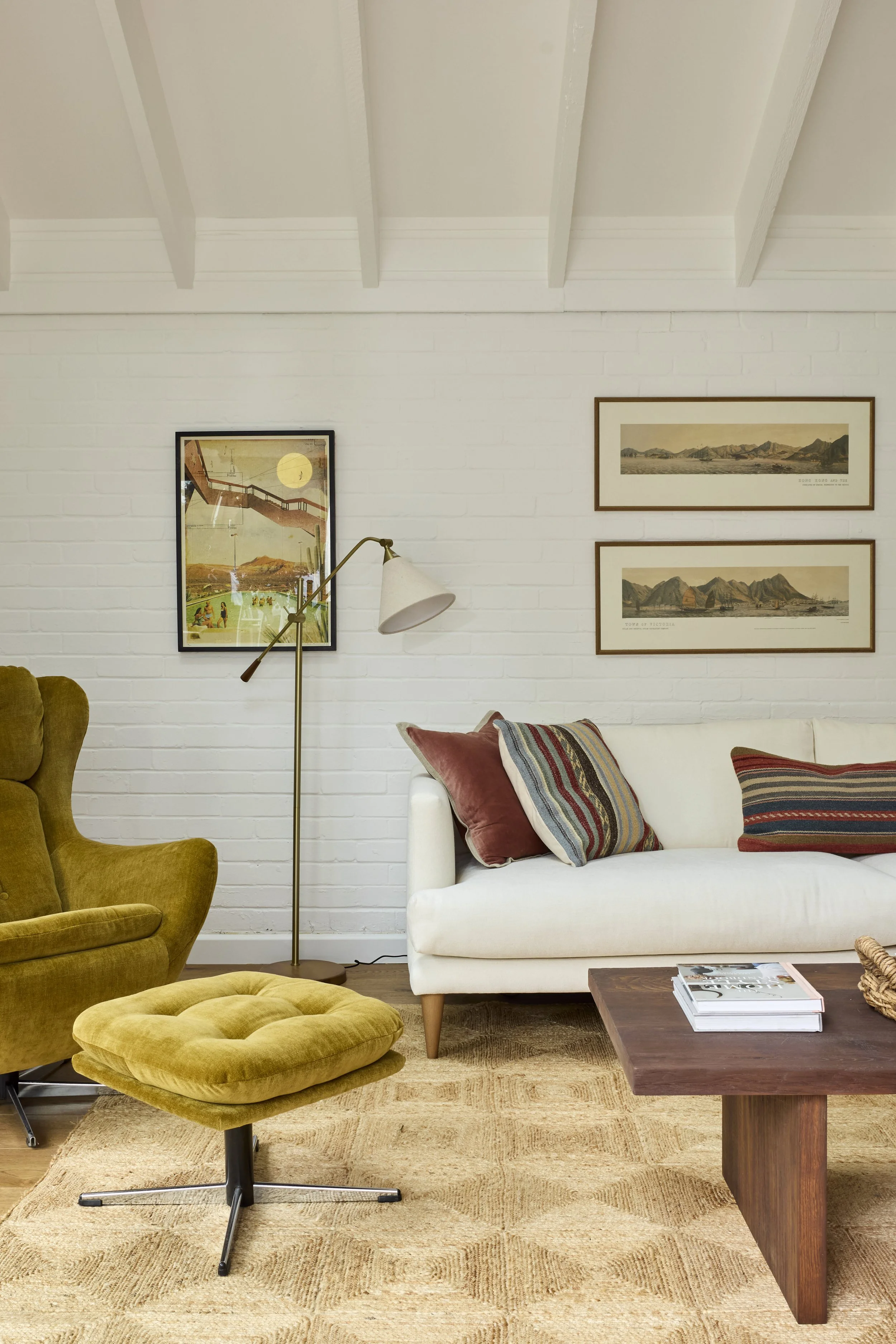 Jo_Miller_Decorbuddi_1930s_Renovation_Bedroom_Kasia_Fiszer_Photography_41.jpg