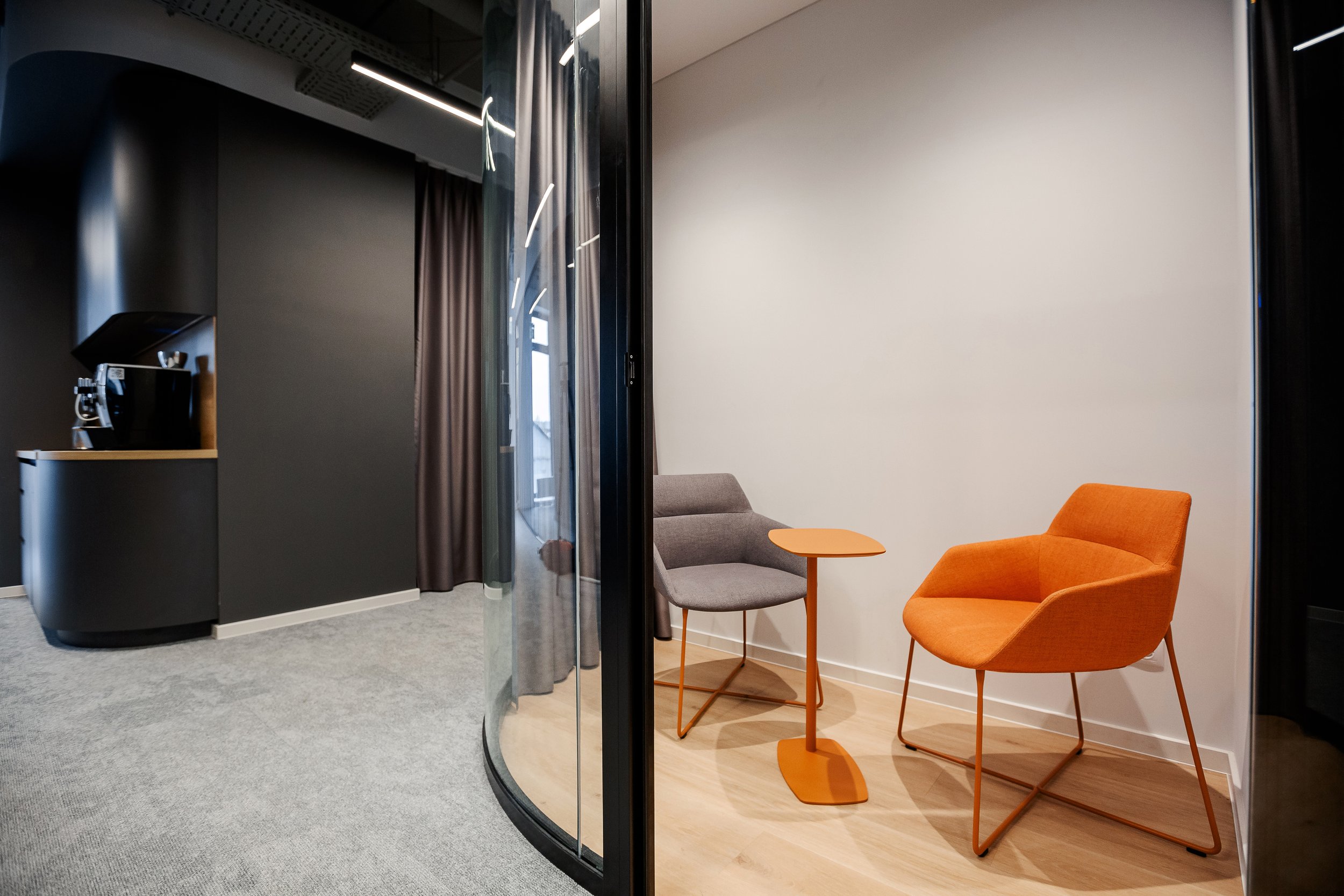 meeting room for two with rounded glazed wall