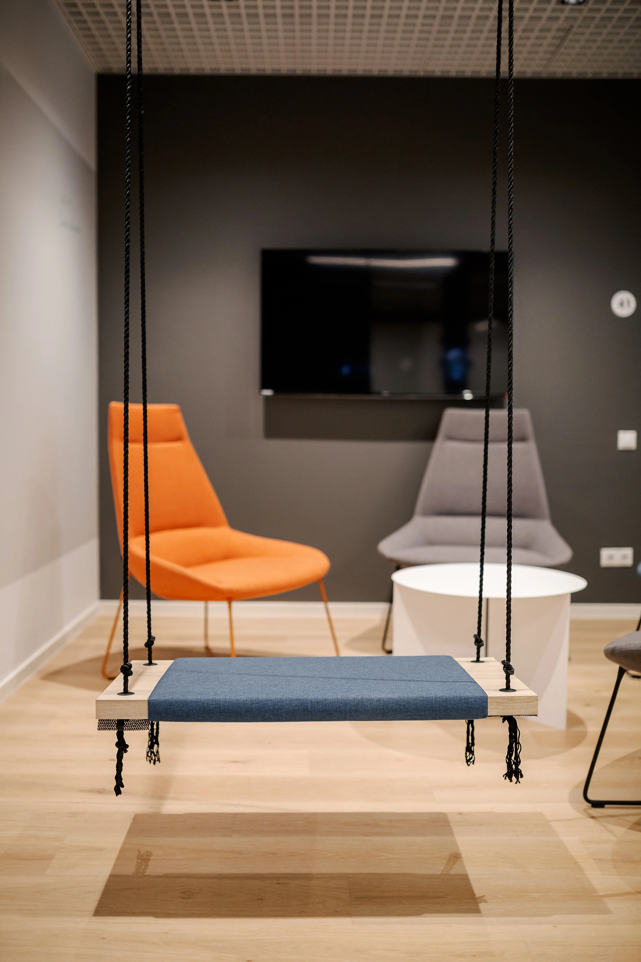 swing seating in modern office