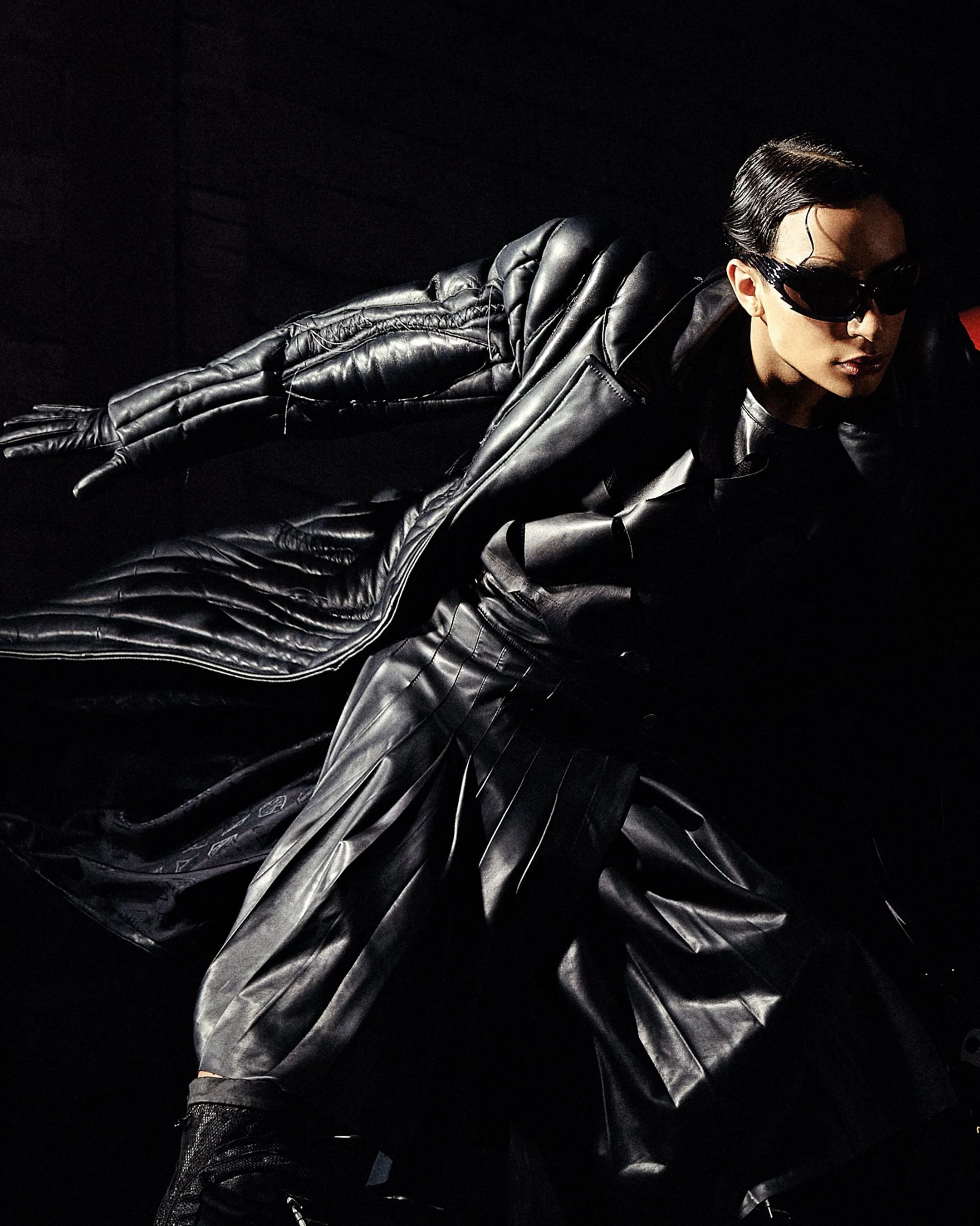 adamali10911_01 2.JPG