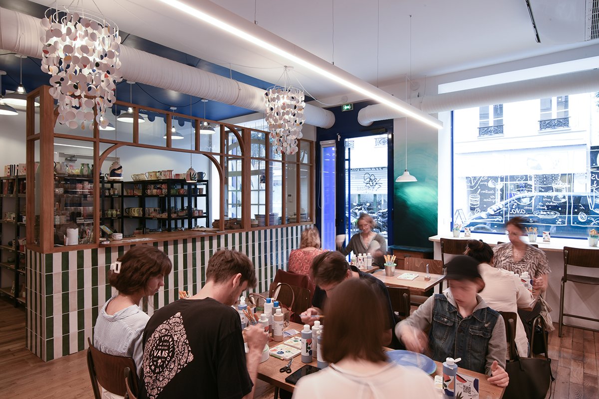 architecte-restructuration-renovation-cafe-luminaires-sur-mesure-AREA-Studio.jpg.jpg