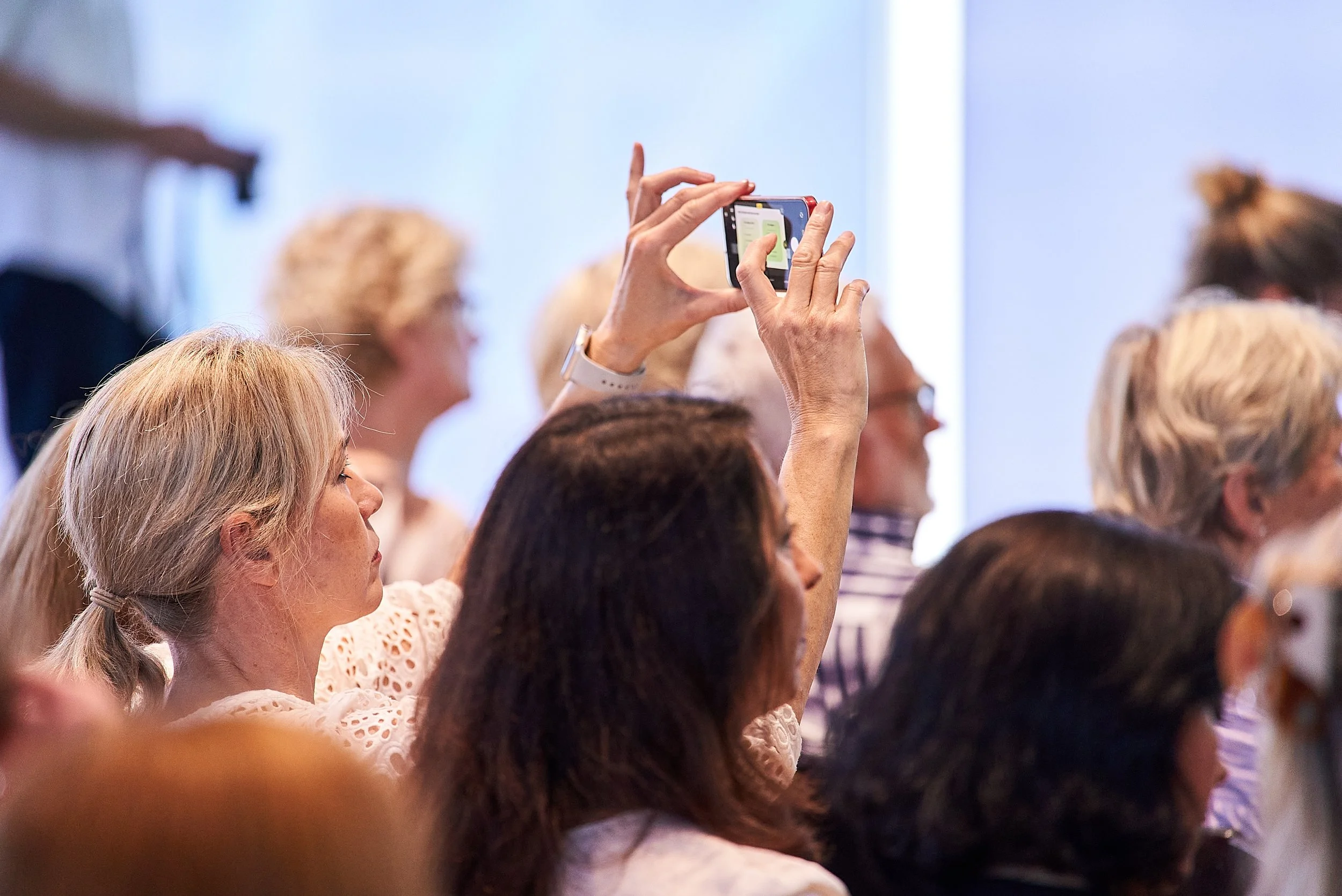 f.em_Kongress_Beastarproductions_099.jpg
