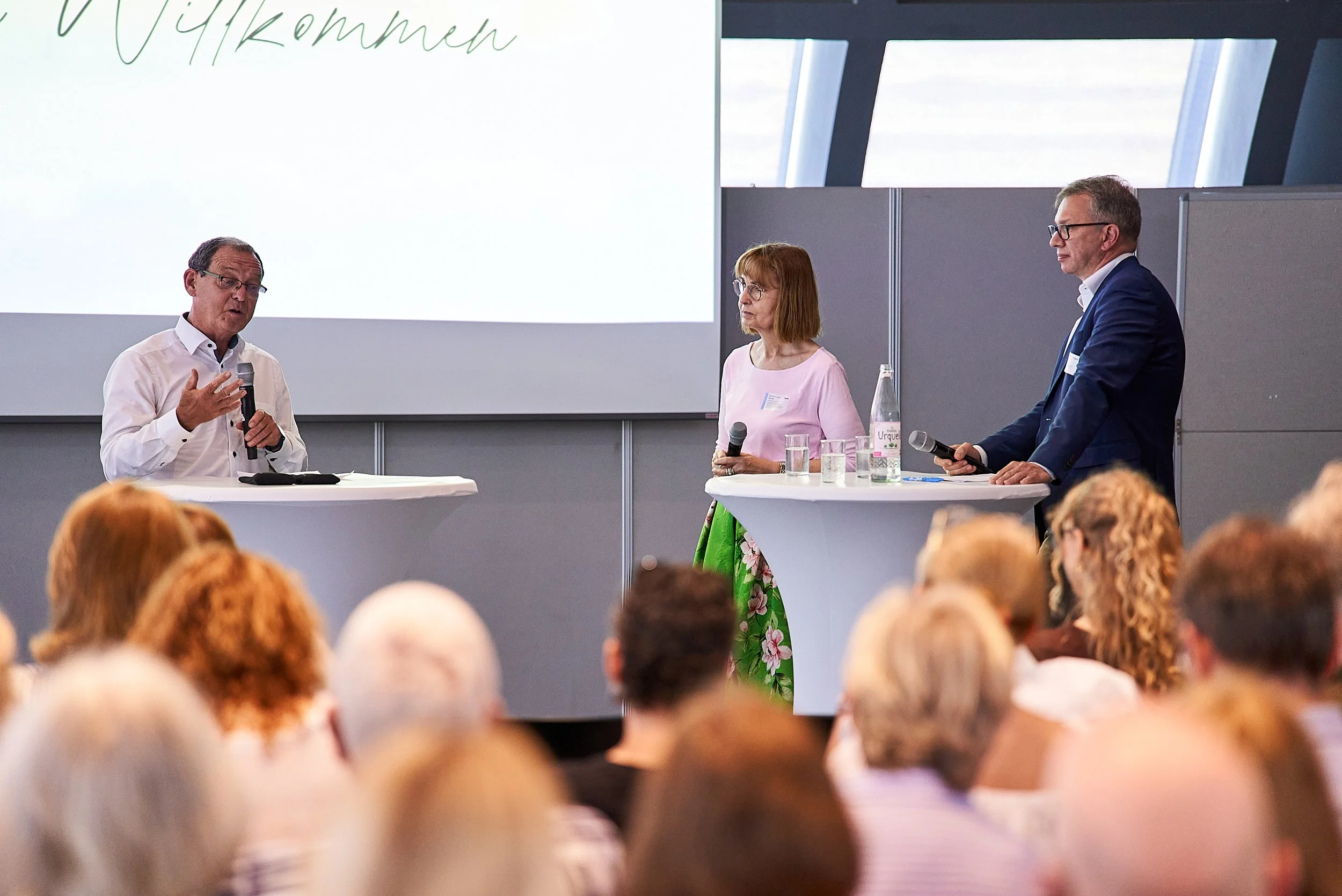 f.em_Kongress_Beastarproductions_103.jpg