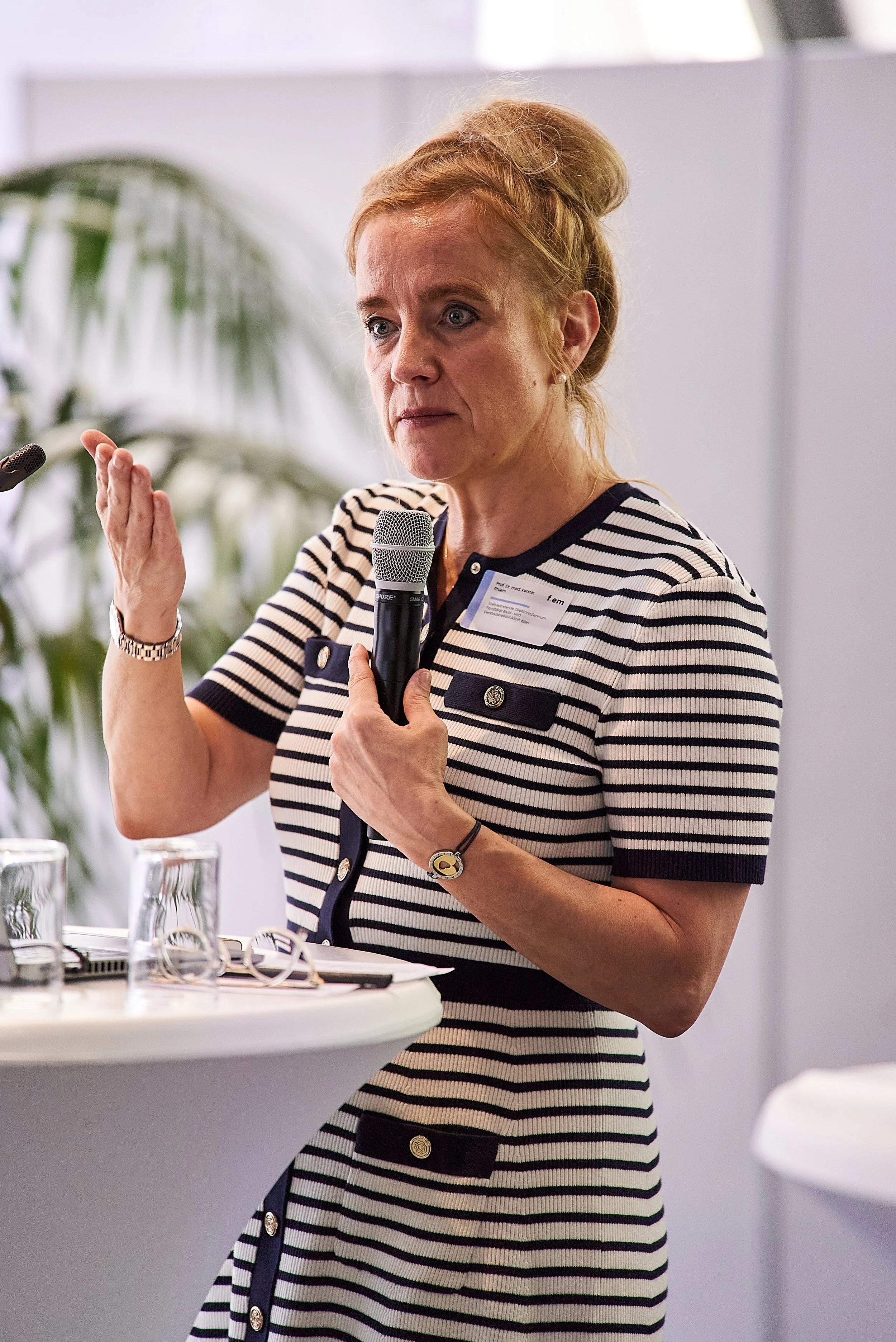 f.em_Kongress_Beastarproductions_215.jpg