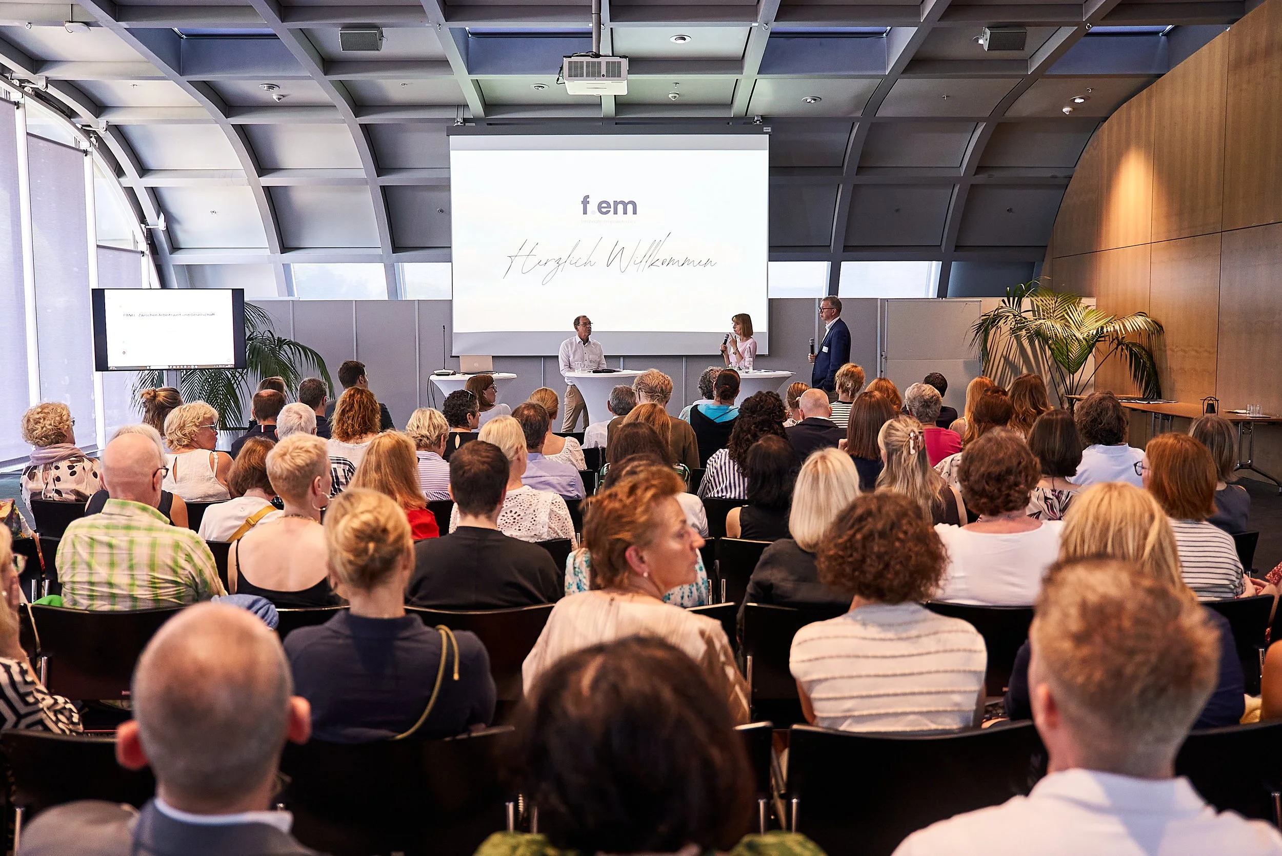 f.em_Kongress_Beastarproductions_121.jpg