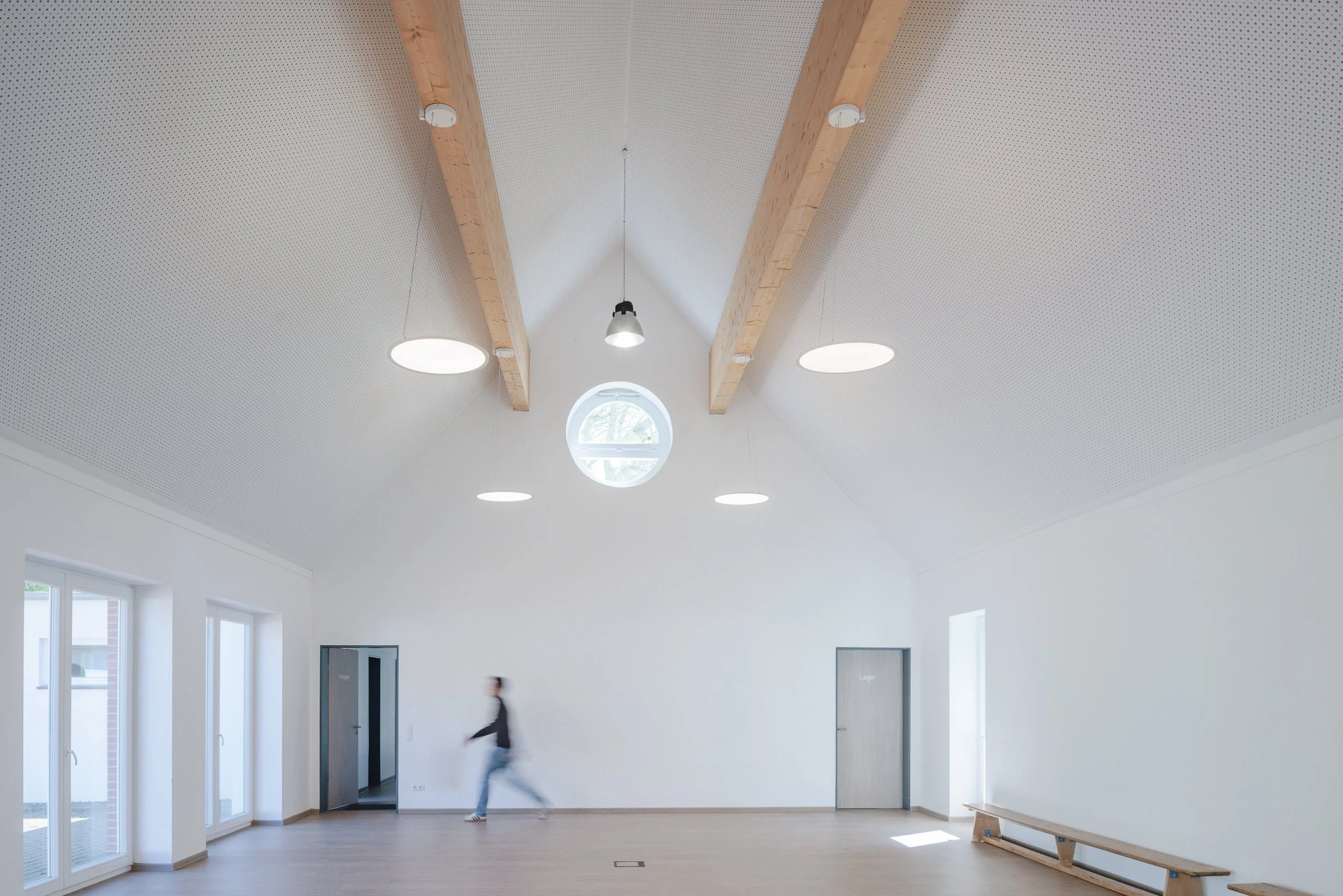 B+B Architekten GmbH : Jerome Gerull - Dorfgemeinschaftshaus-web-11.jpg