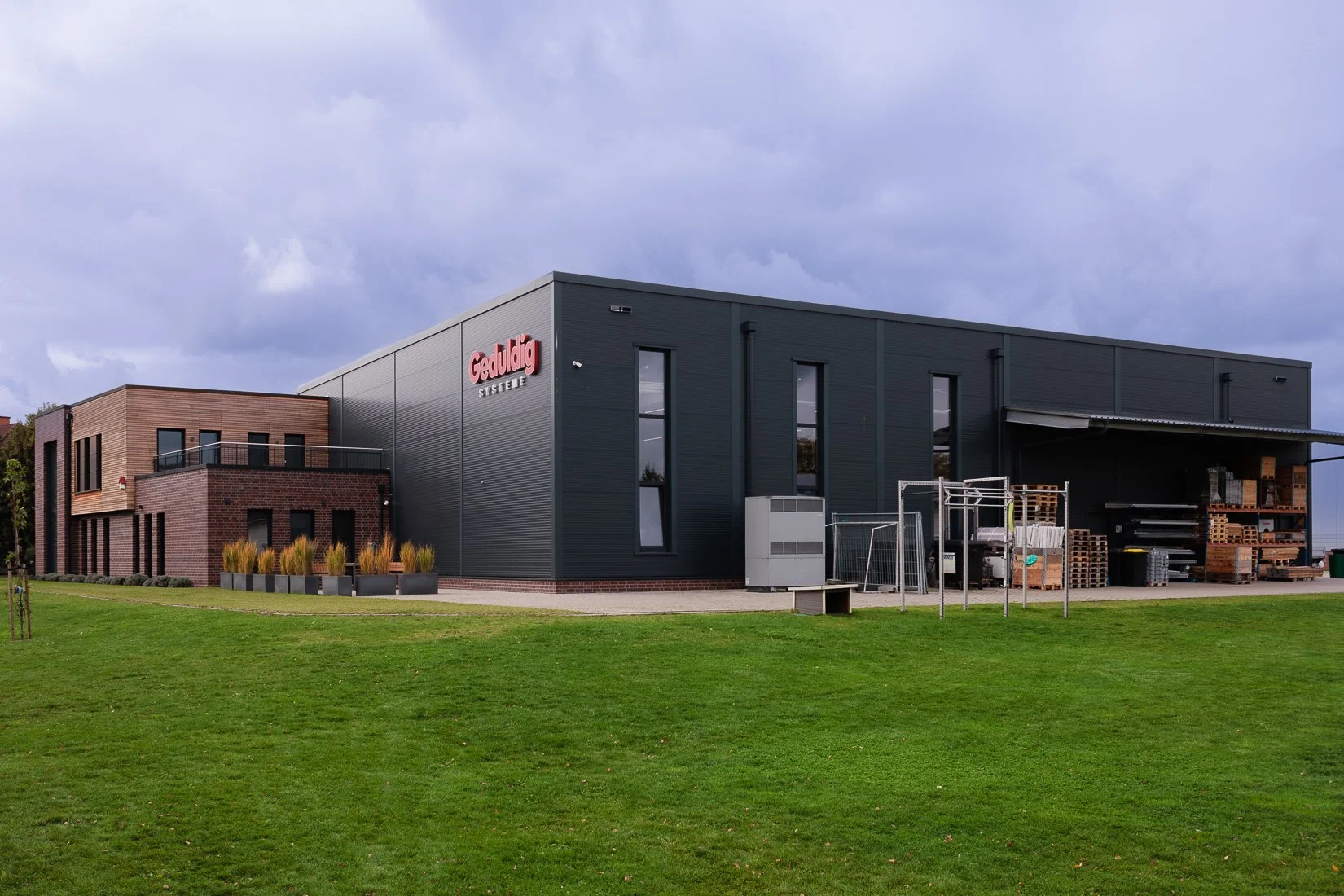 B+B Architekten GmbH : Jerome Gerull - 13 - Geduldig-60.jpg