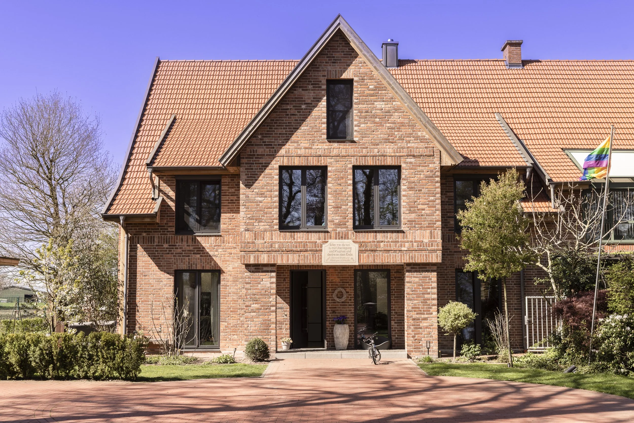 B+B Architekten GmbH : Jerome Gerull - Resthof_VEC-web-1.jpg