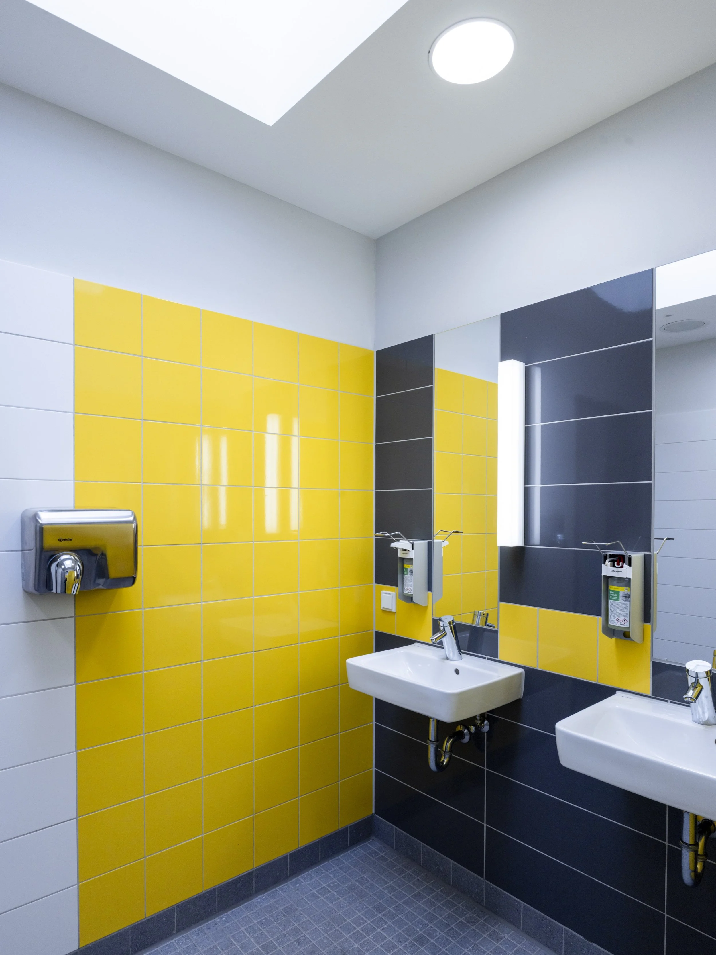 B+B Architekten GmbH : Jerome Gerull - Dersabad_Damme-7-2.jpg